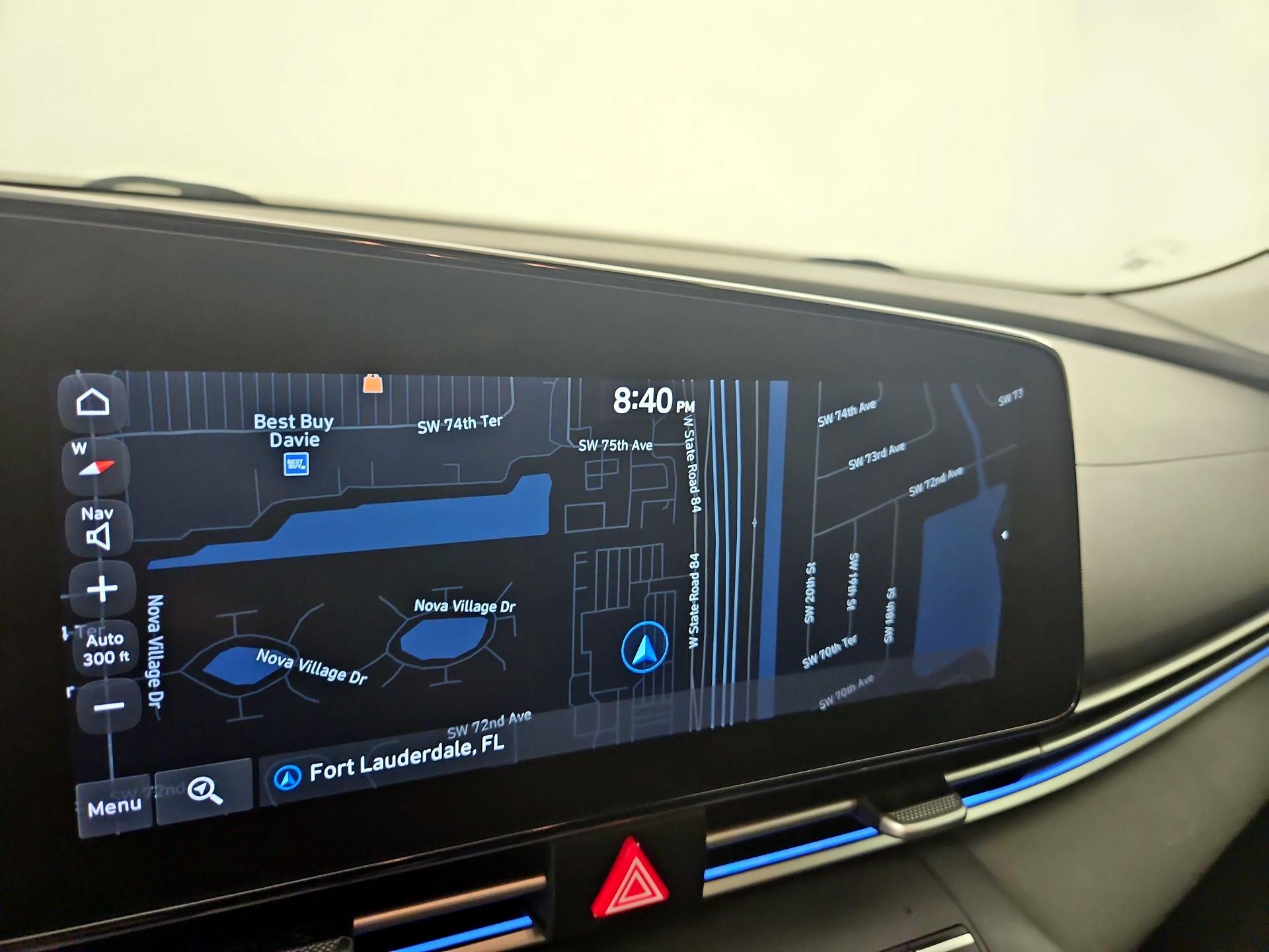 Thumbnail: 2022 Hyundai Elantra - 14