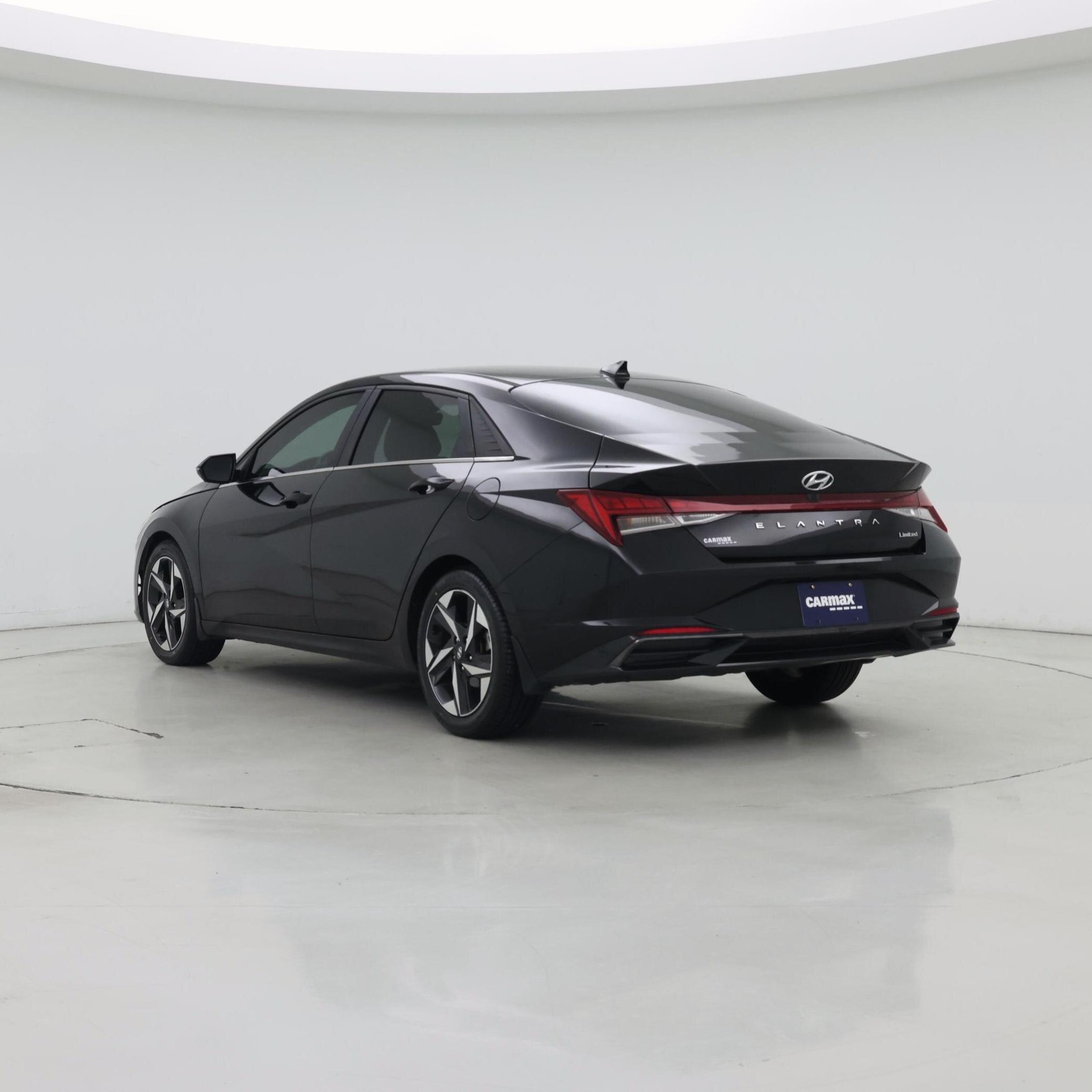 Thumbnail: 2022 Hyundai Elantra - 2