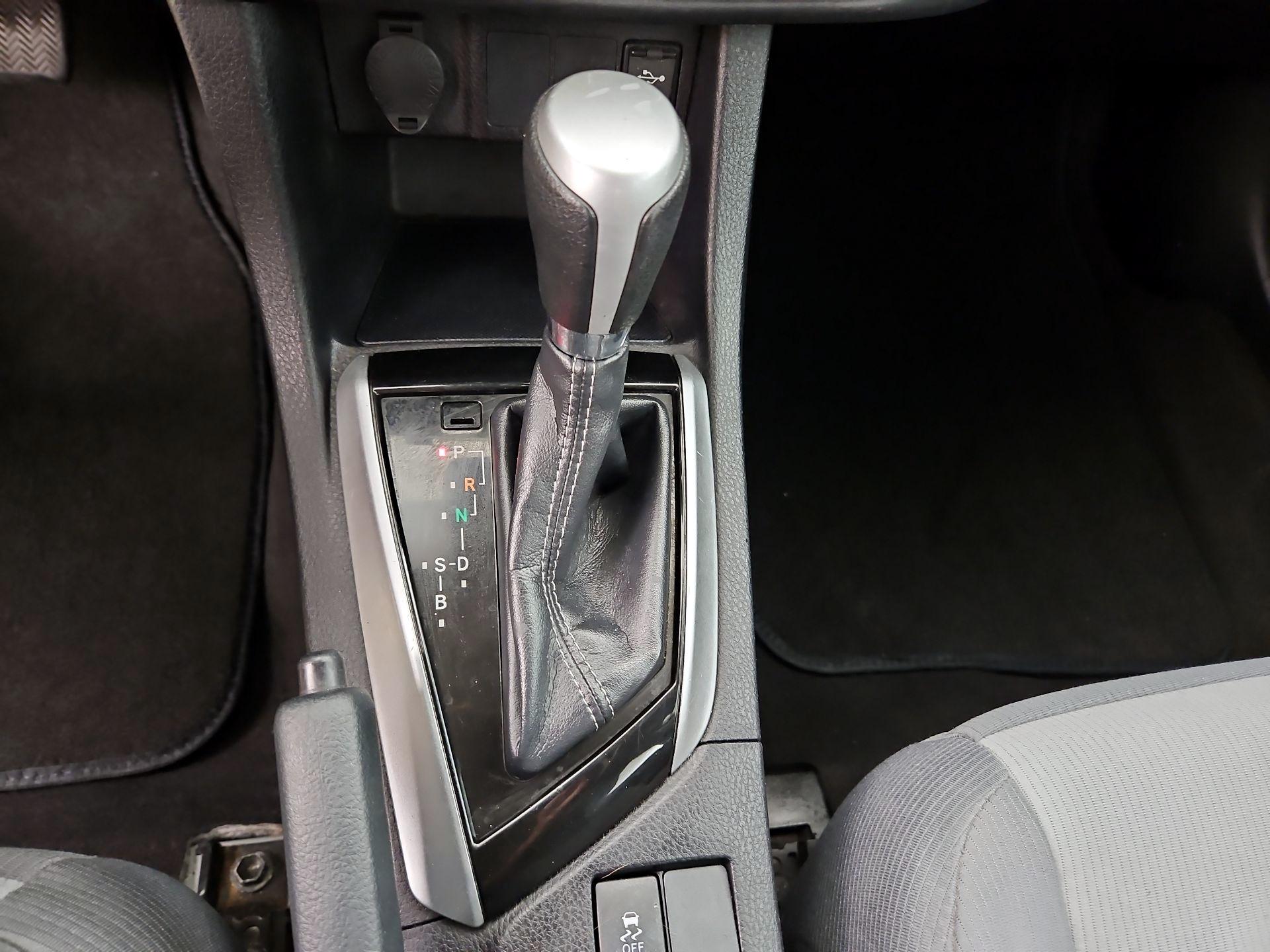 Thumbnail: 2019 Toyota Corolla - 17