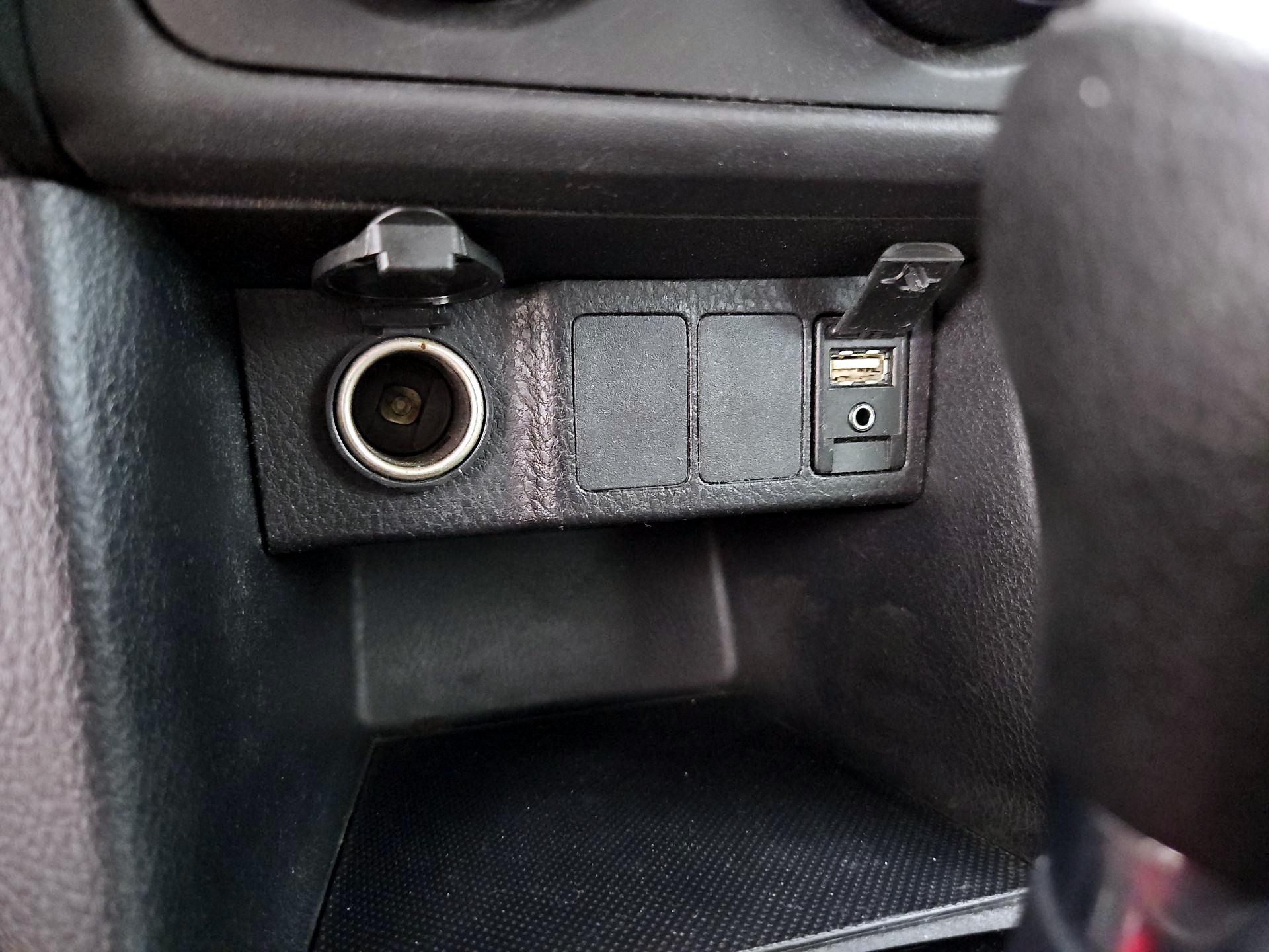Thumbnail: 2019 Toyota Corolla - 18