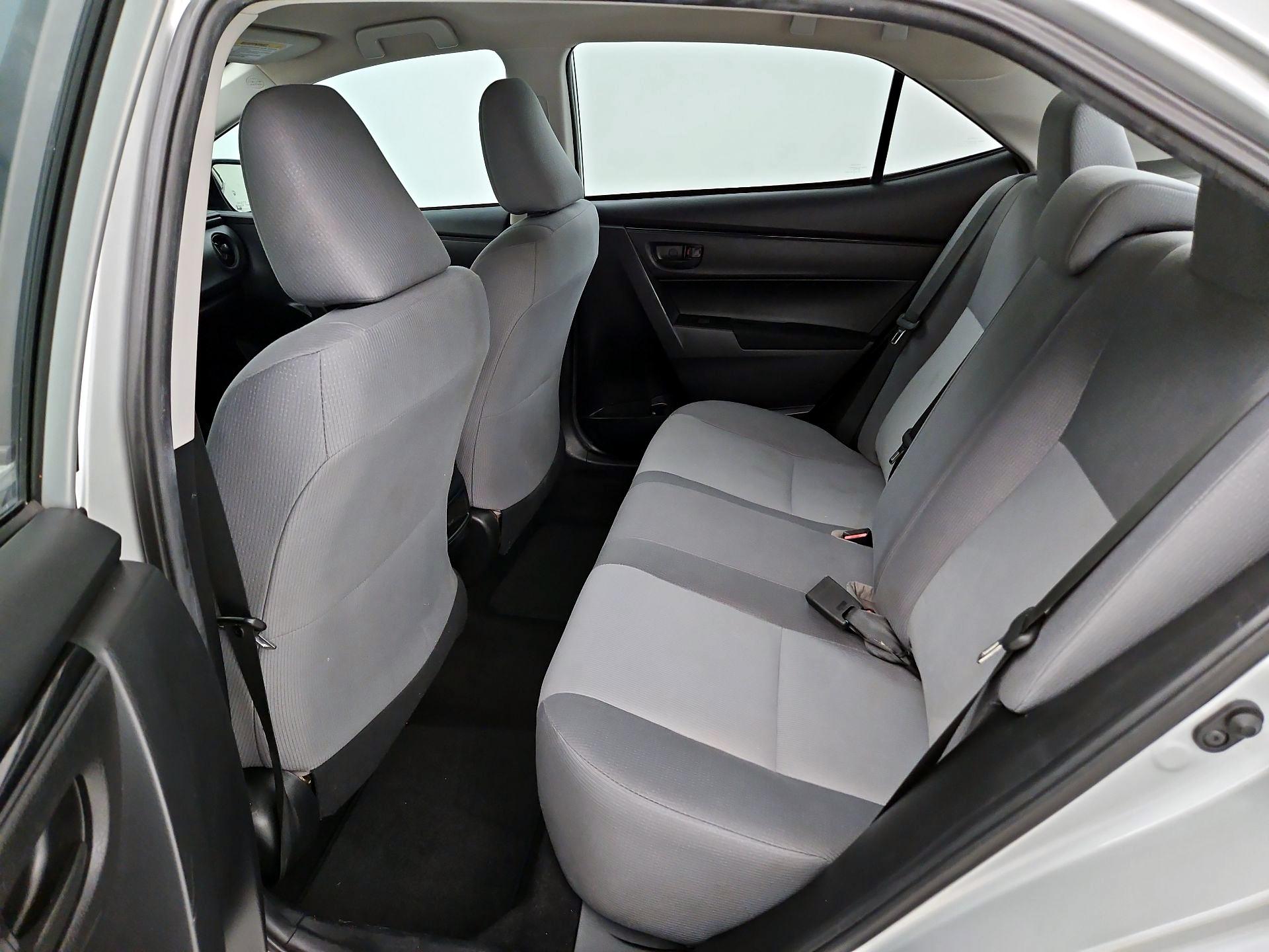 Thumbnail: 2019 Toyota Corolla - 19