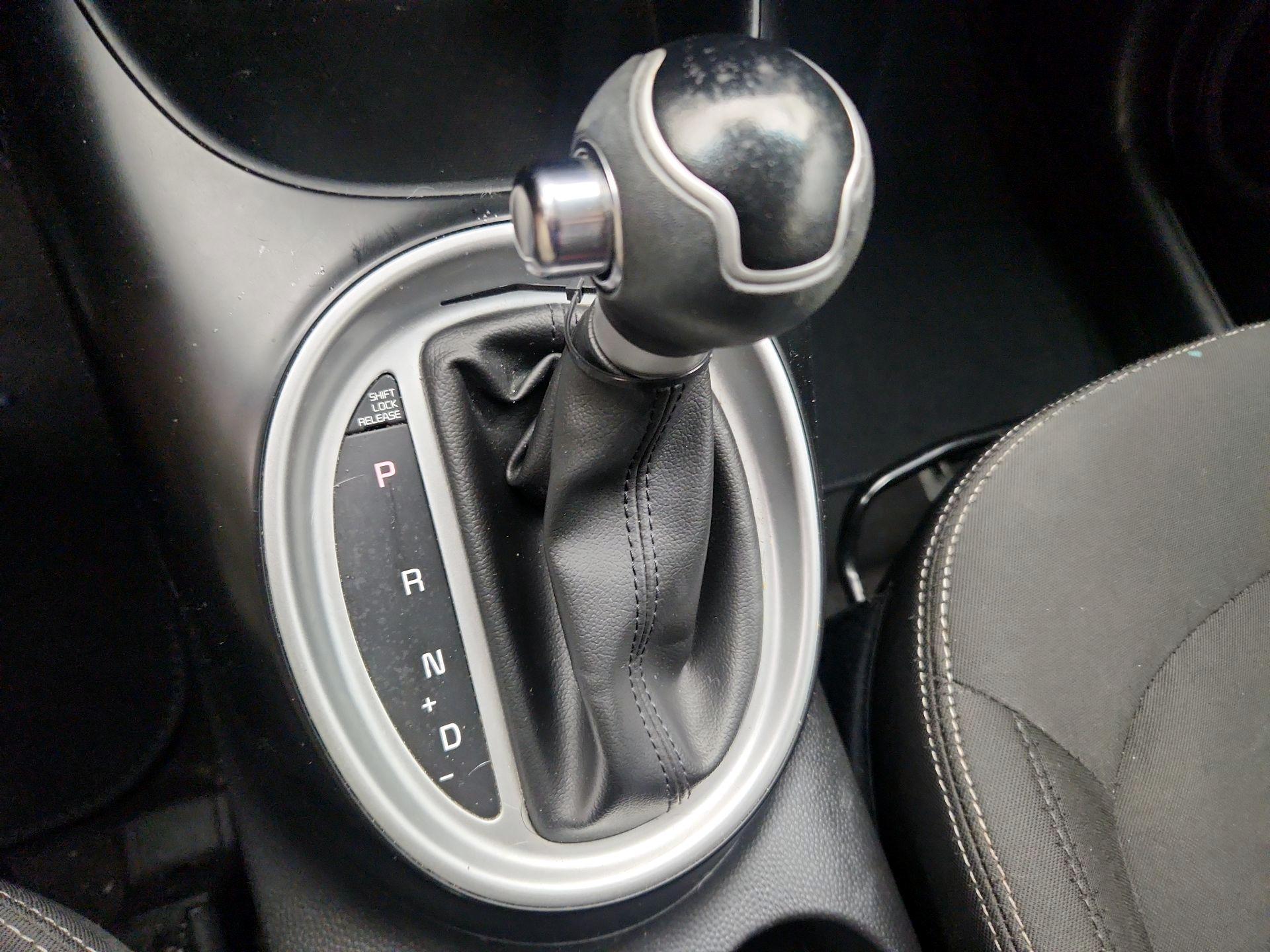 Thumbnail: 2019 Kia Soul - 17
