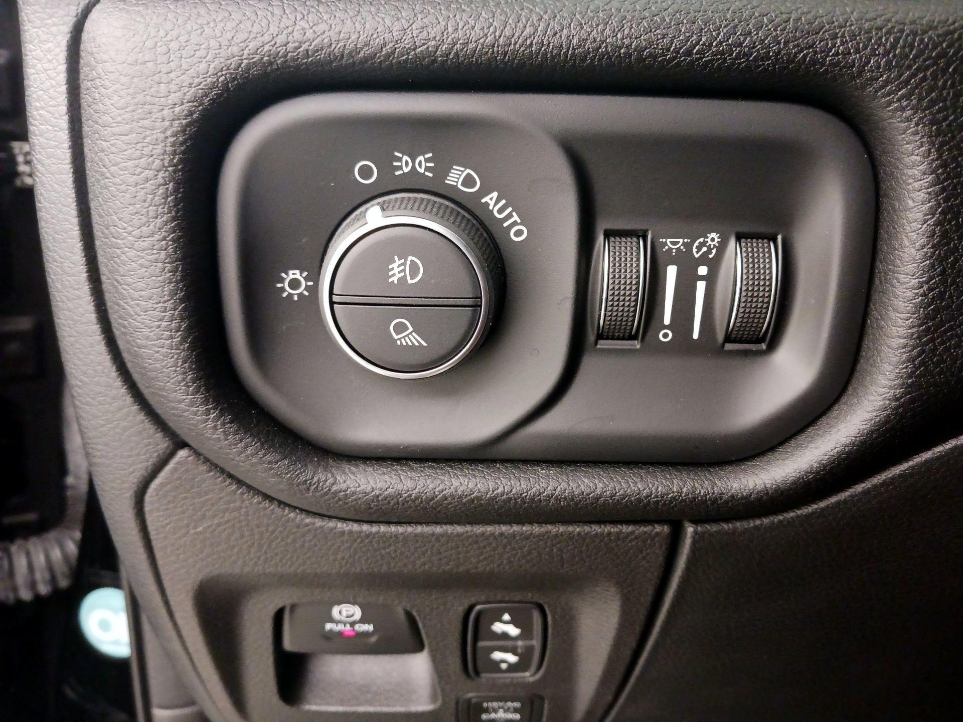 Thumbnail: 2022 RAM 1500 - 13