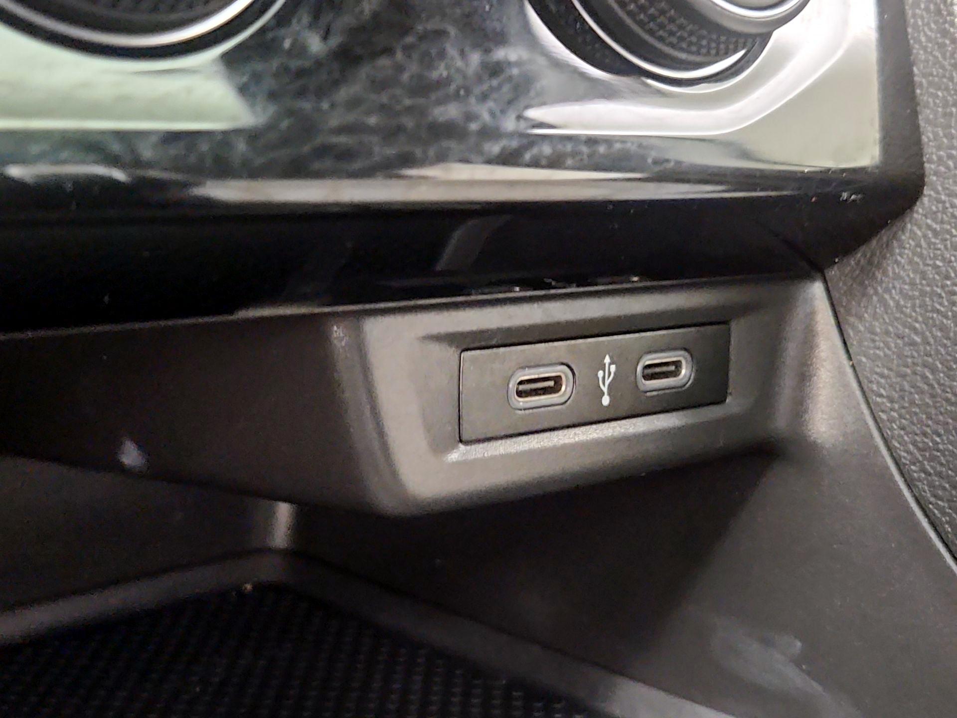 Thumbnail: 2020 Volkswagen Jetta - 18