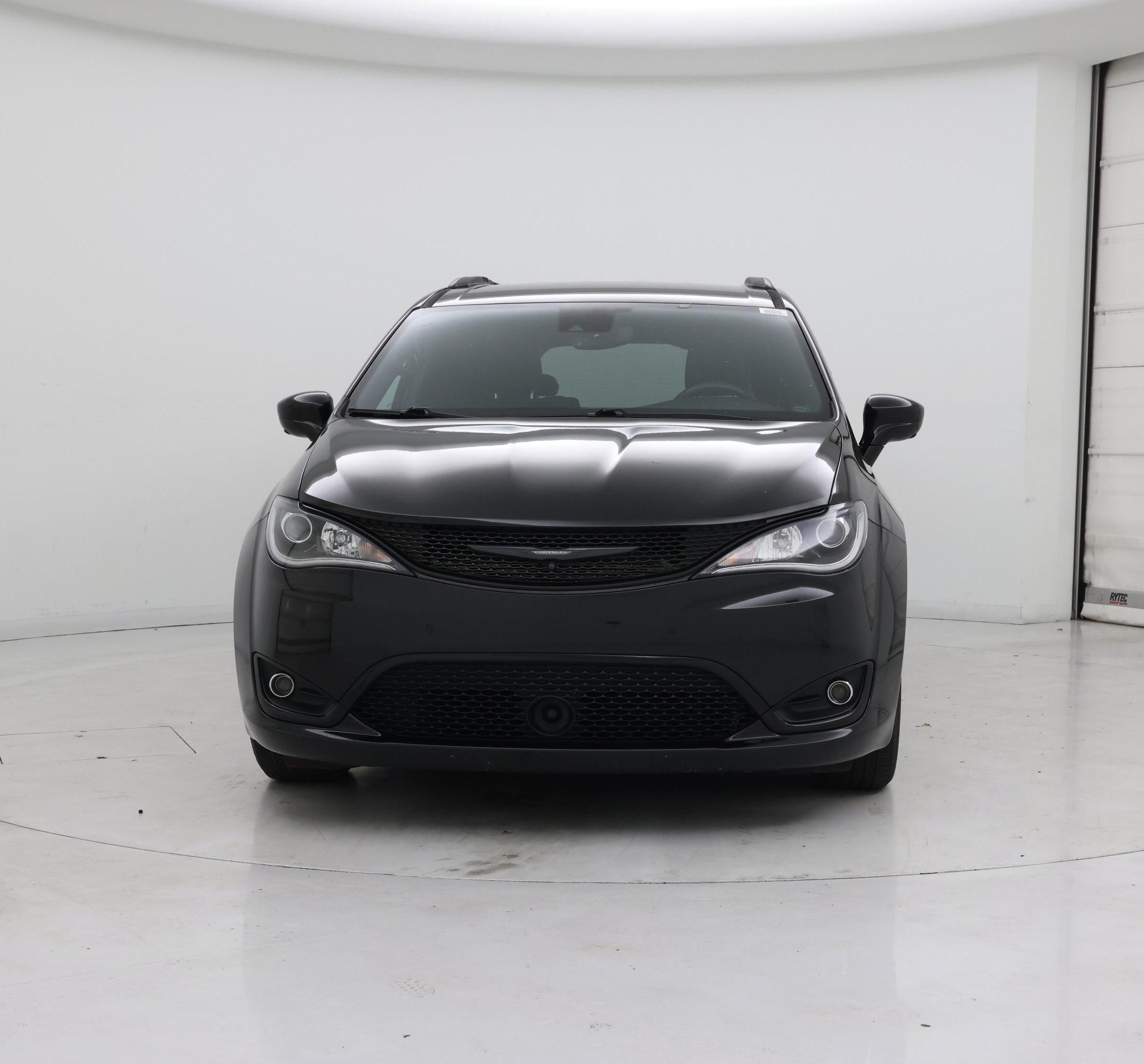 Thumbnail: 2020 Chrysler Pacifica - 5