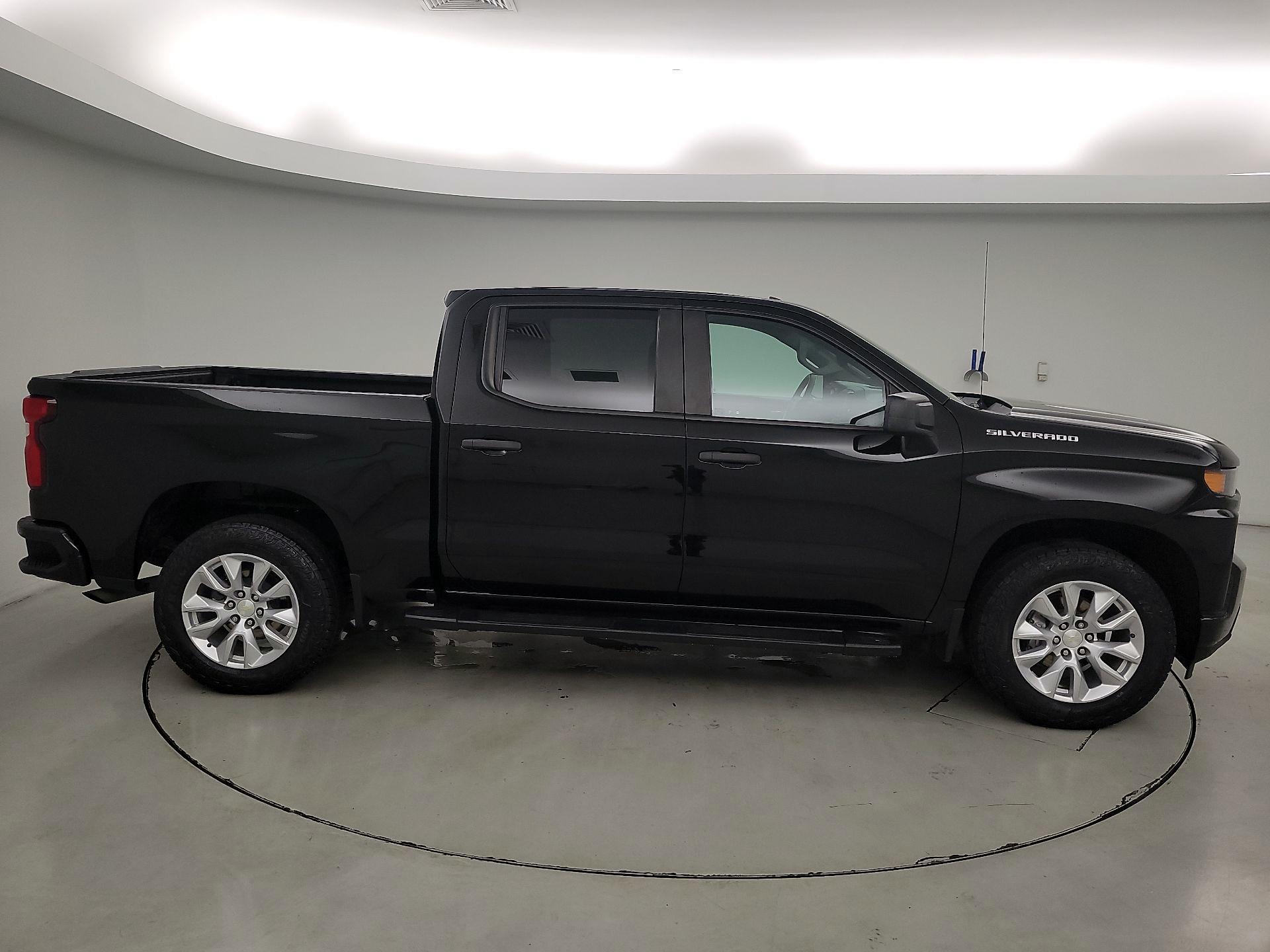 Thumbnail: 2021 Chevrolet Silverado 1500 - 4