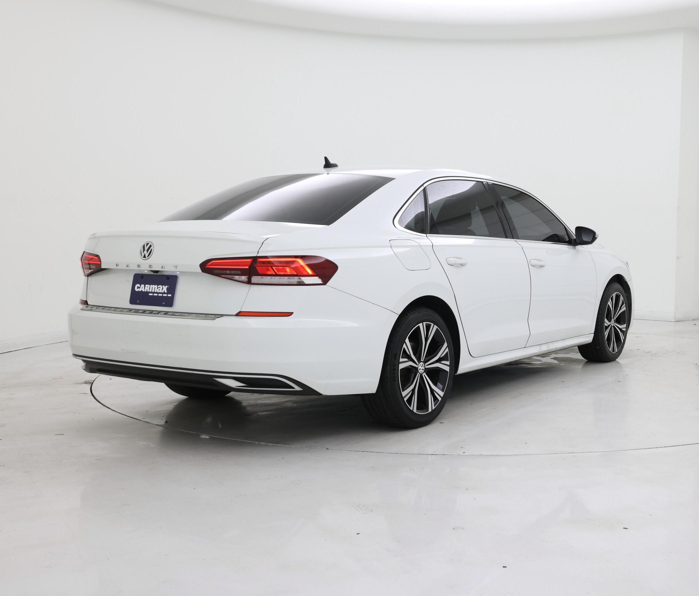 Thumbnail: 2021 Volkswagen Passat - 8
