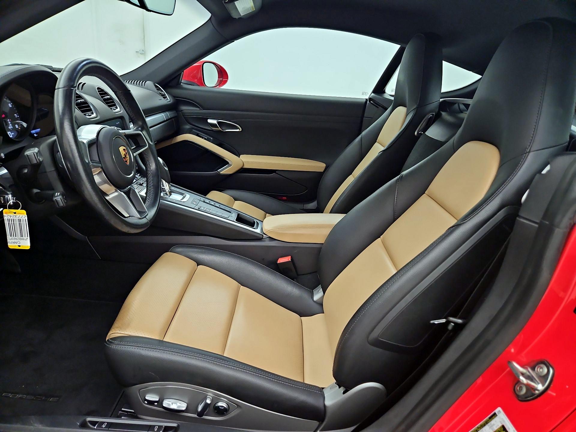 Thumbnail: 2021 Porsche 718 Cayman - 10