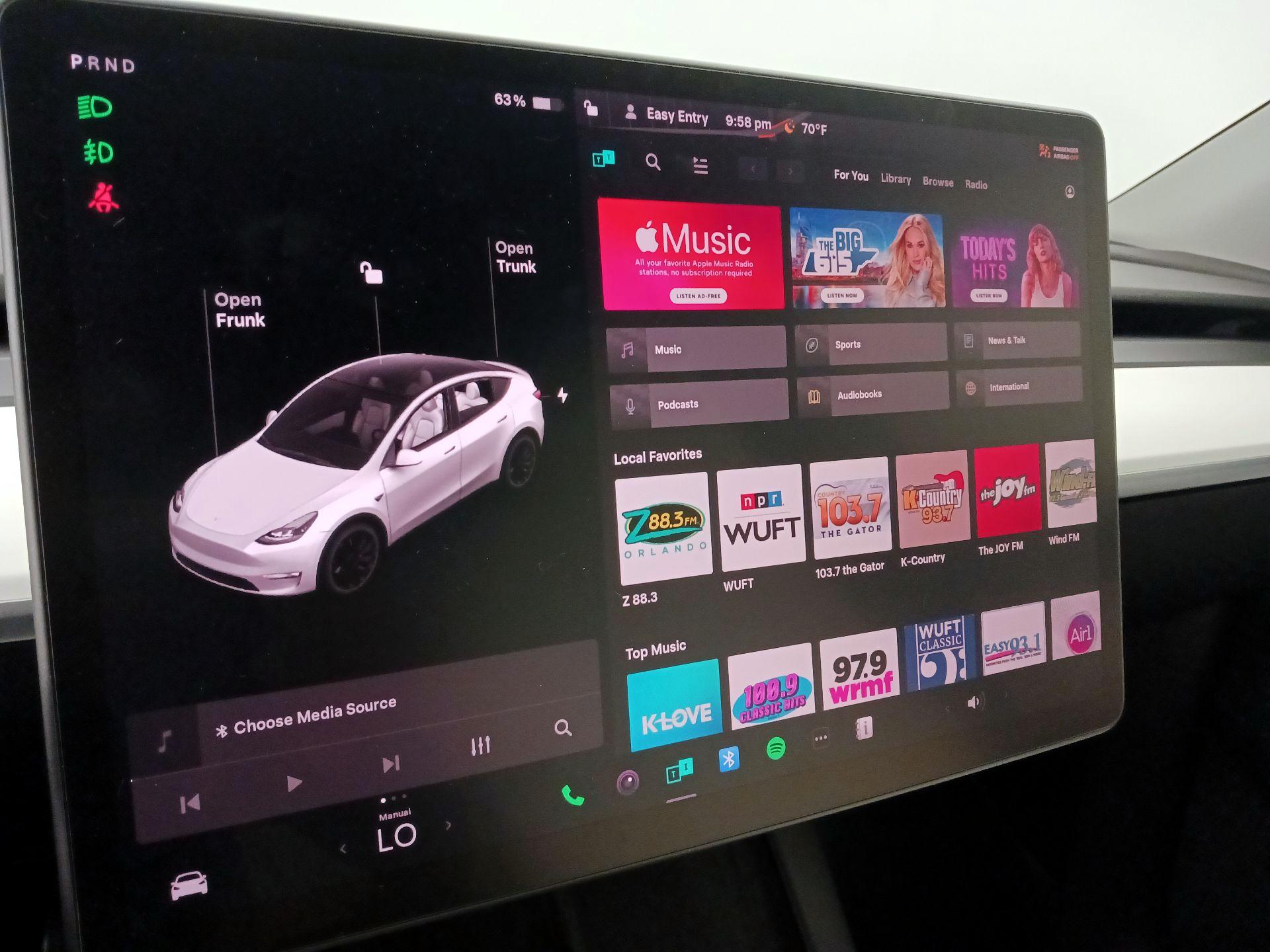 Thumbnail: 2022 Tesla Model Y - 15