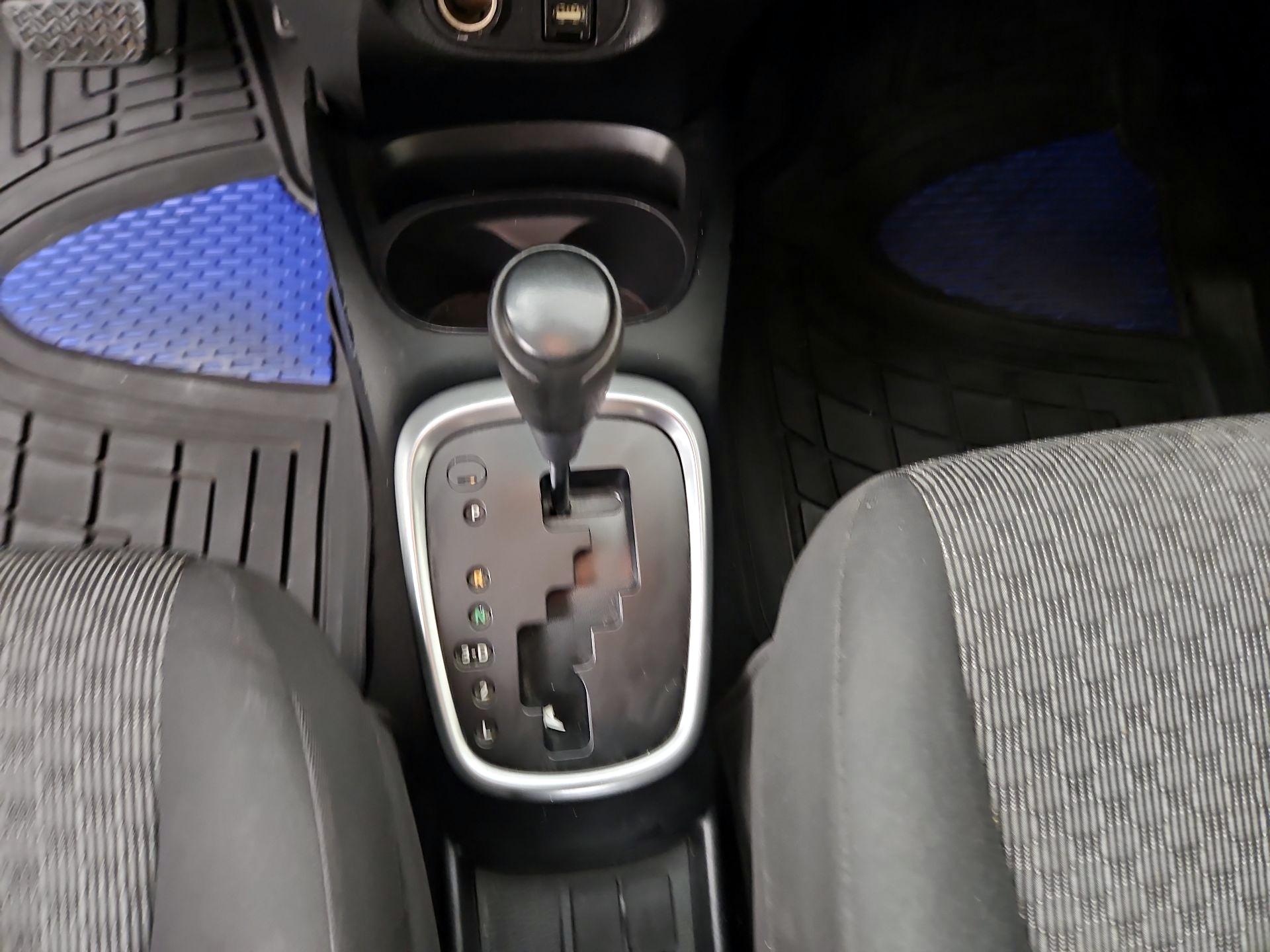Thumbnail: 2017 Toyota Yaris - 16