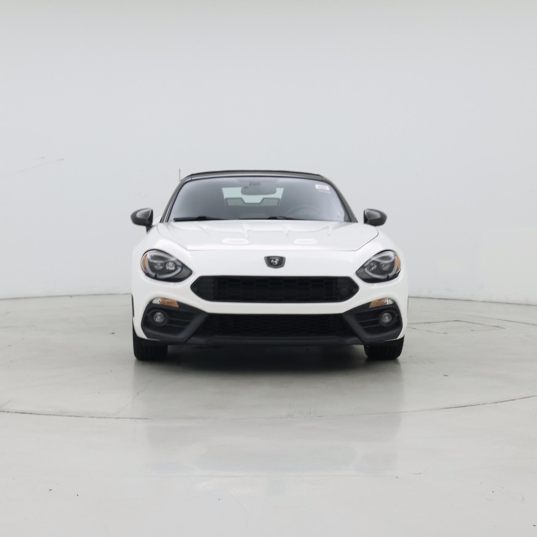 Thumbnail: 2018 Fiat 124 Spider - 5
