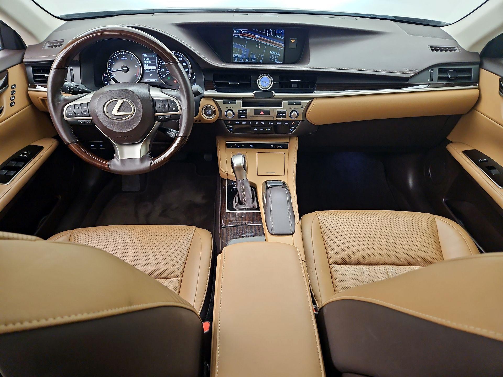 Thumbnail: 2016 Lexus ES - 9