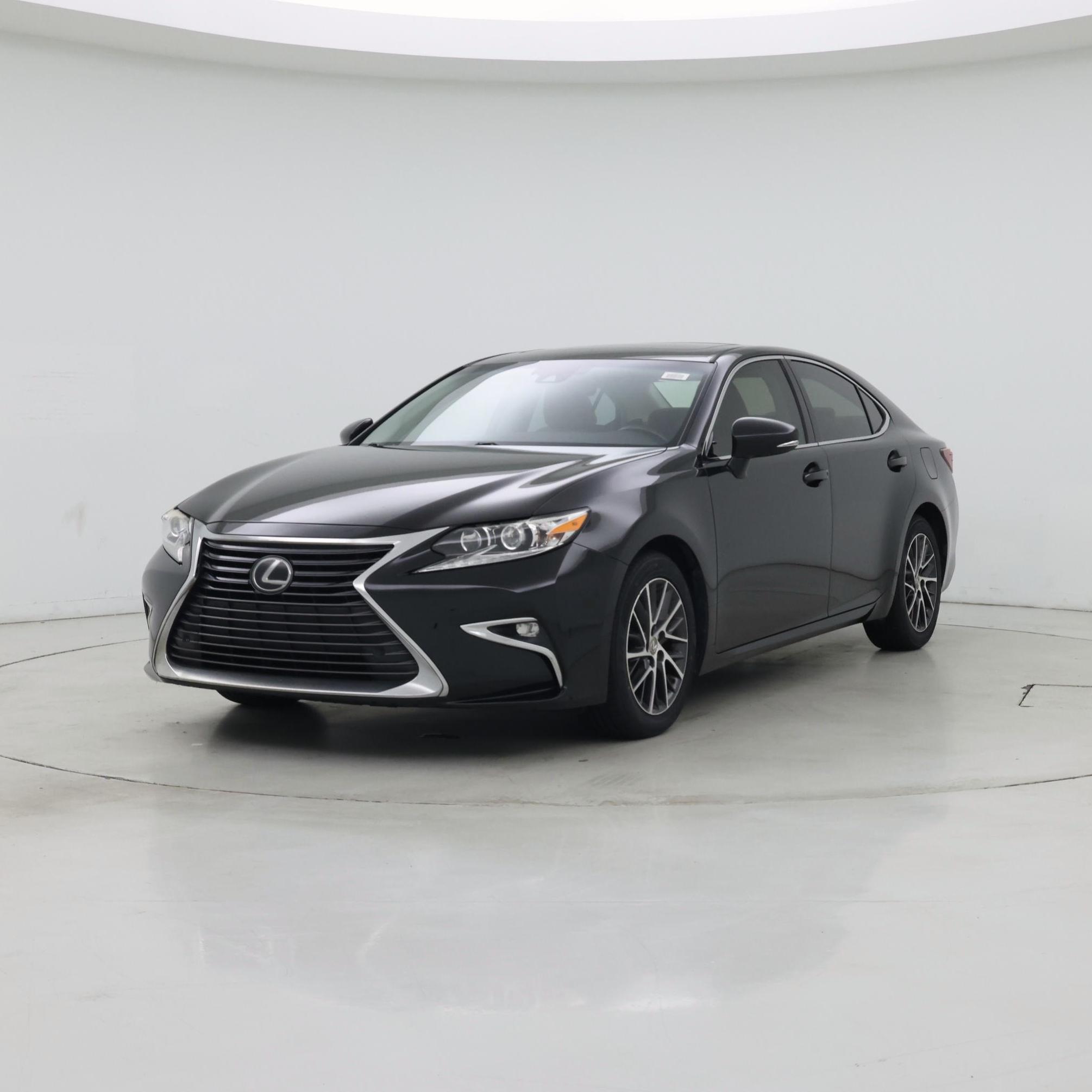 Thumbnail: 2016 Lexus ES - 4