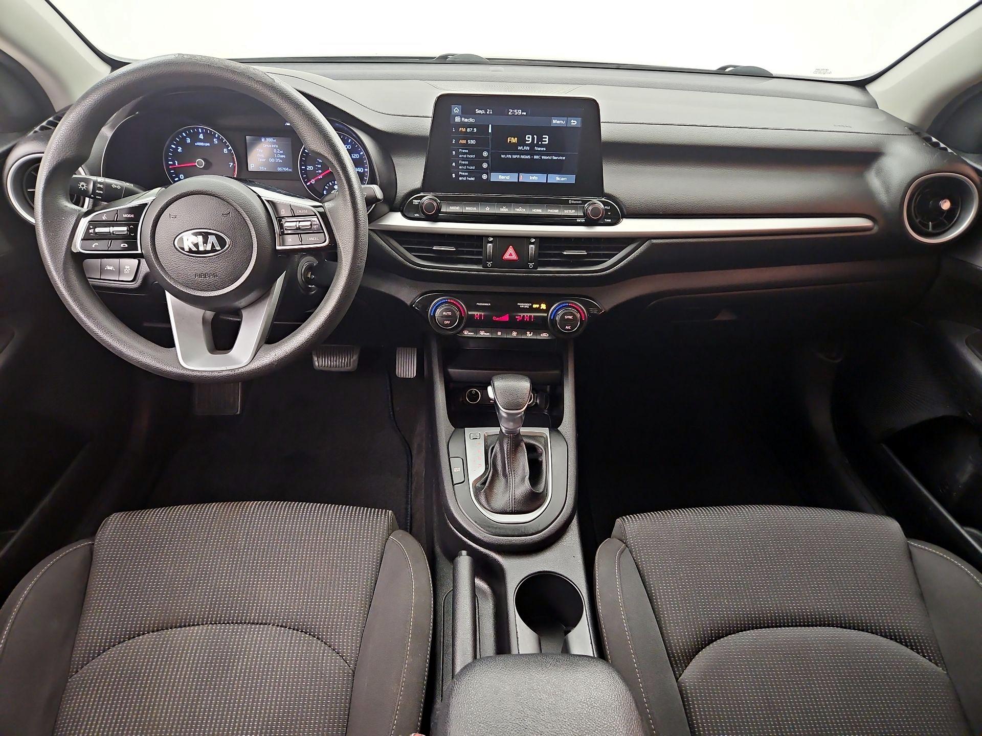 Thumbnail: 2019 Kia Forte - 9
