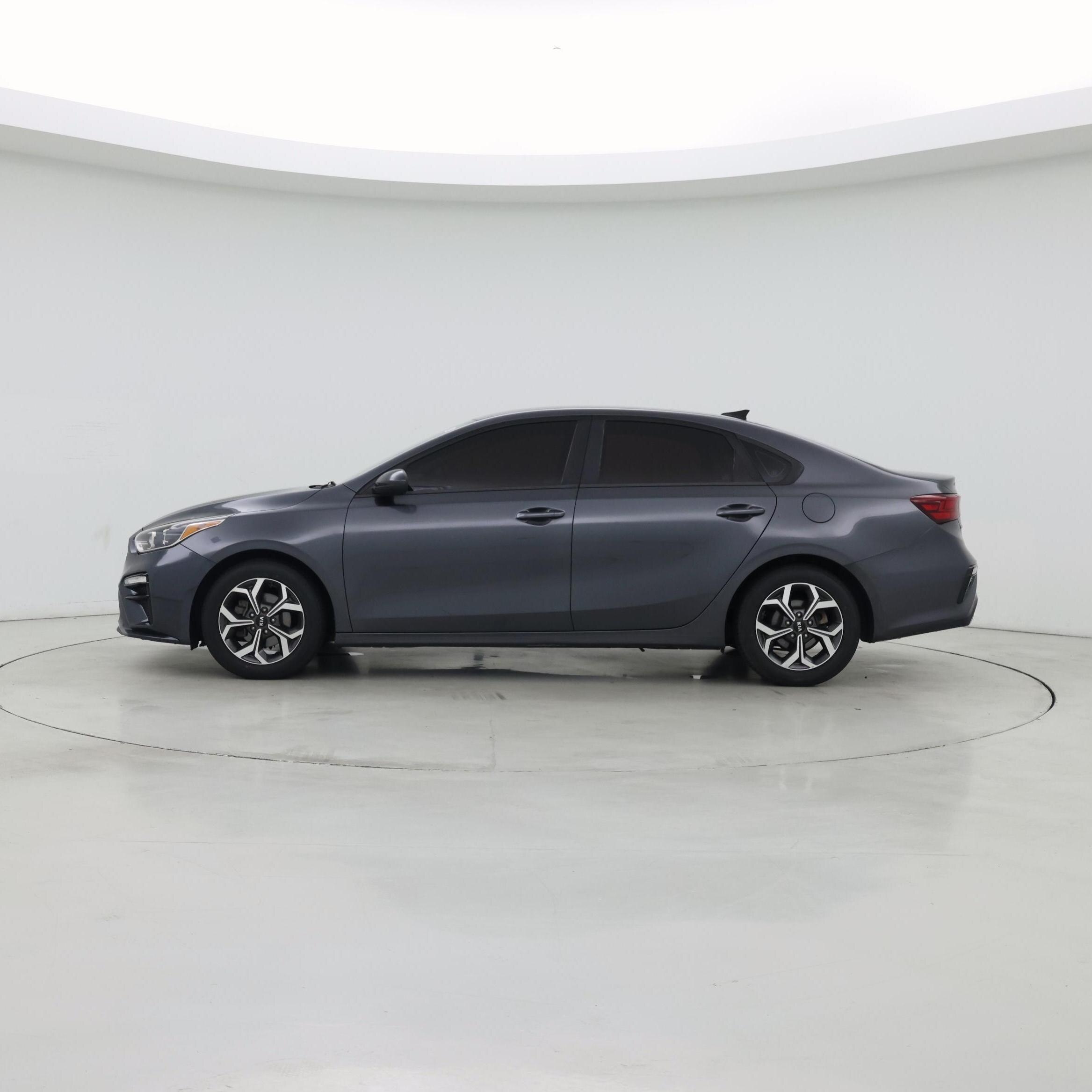 Thumbnail: 2019 Kia Forte - 3