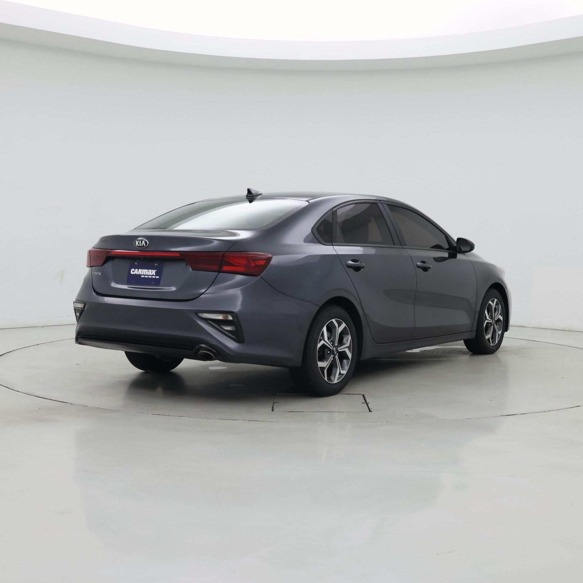 Thumbnail: 2019 Kia Forte - 8