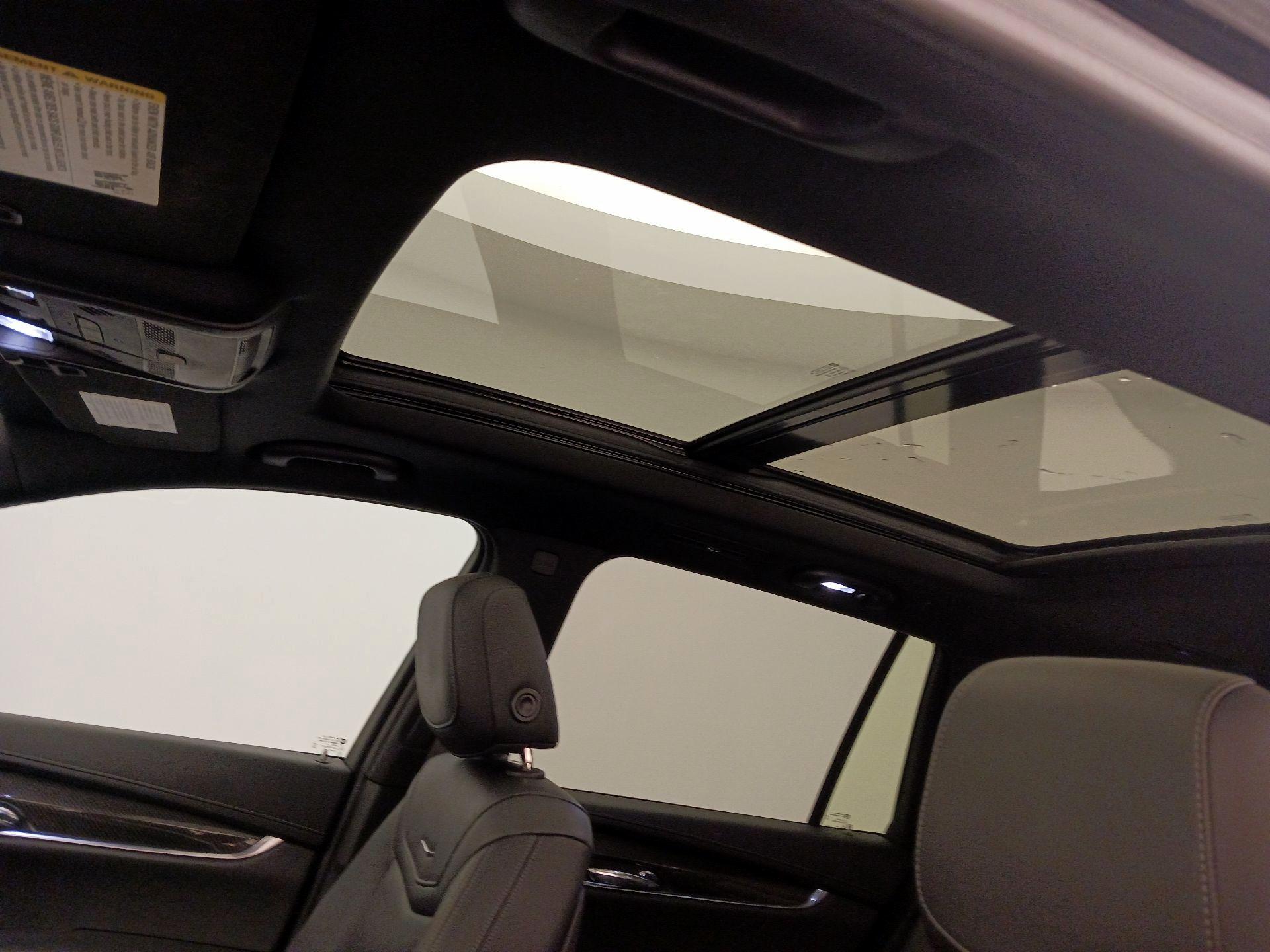 Thumbnail: 2020 Cadillac XT6 - 19