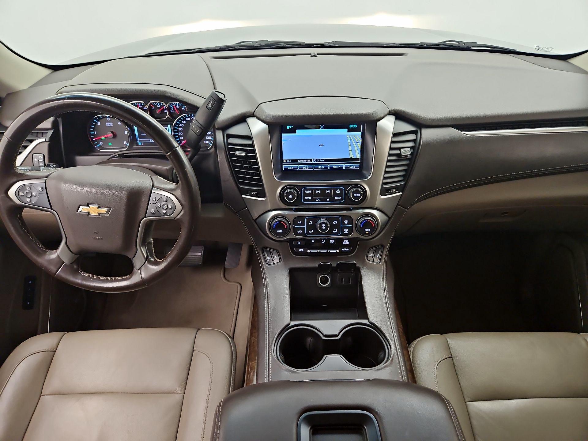 Thumbnail: 2019 Chevrolet Suburban - 9