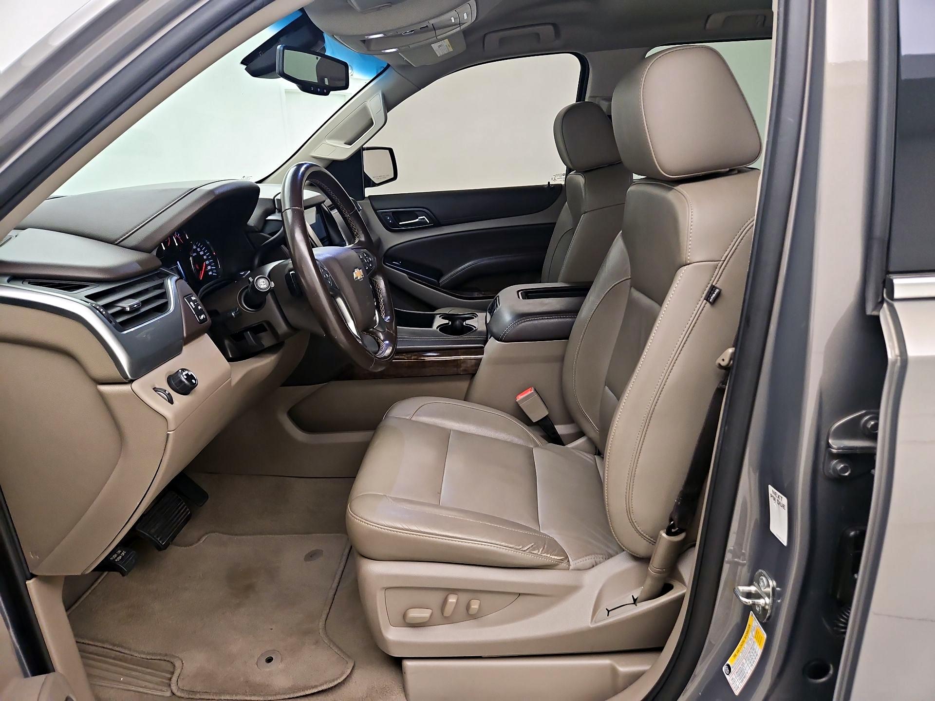 Thumbnail: 2019 Chevrolet Suburban - 11