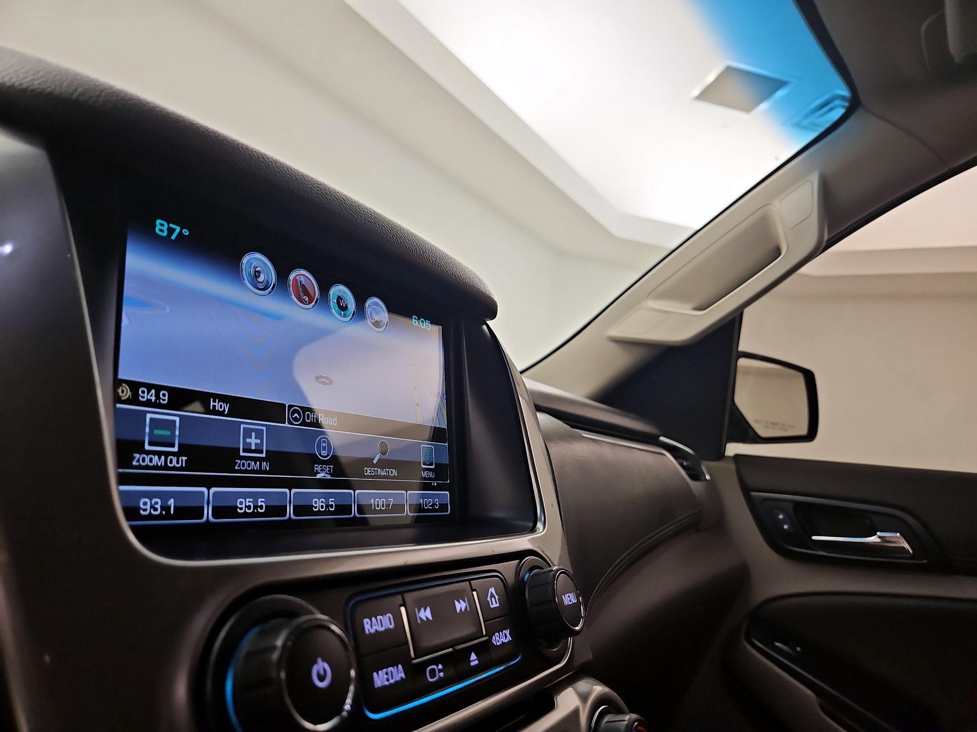 Thumbnail: 2019 Chevrolet Suburban - 14