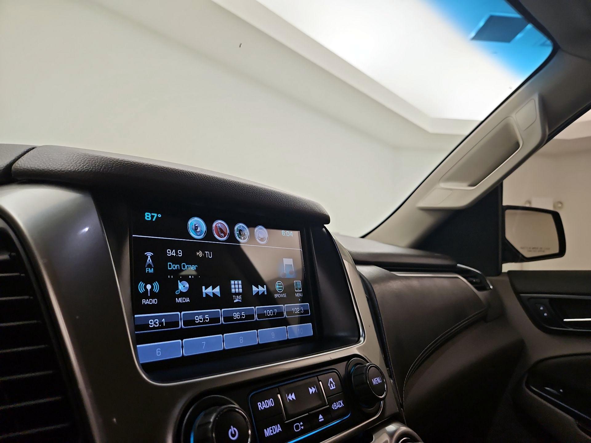 Thumbnail: 2019 Chevrolet Suburban - 16