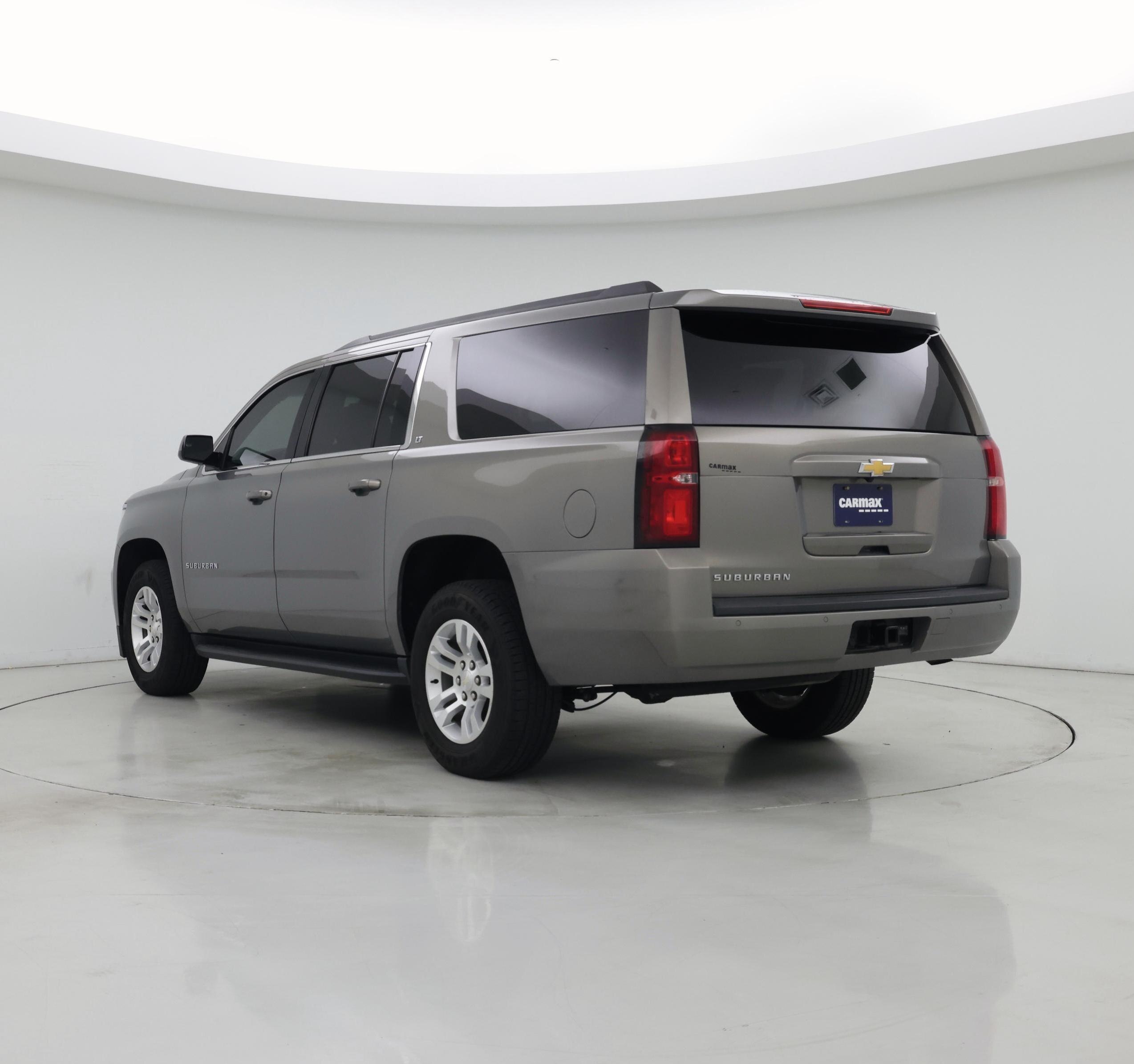Thumbnail: 2019 Chevrolet Suburban - 2