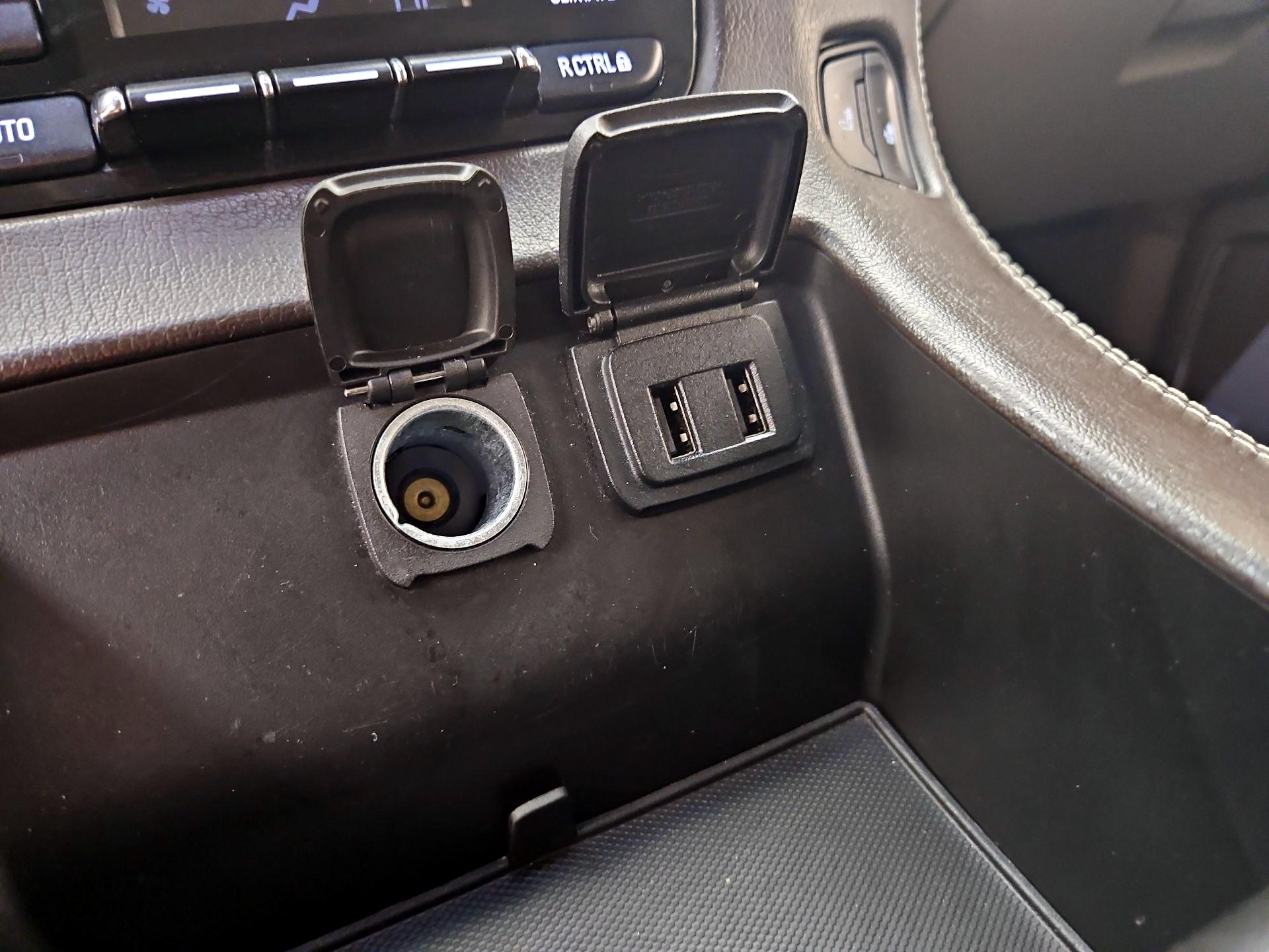 Thumbnail: 2019 Chevrolet Suburban - 19