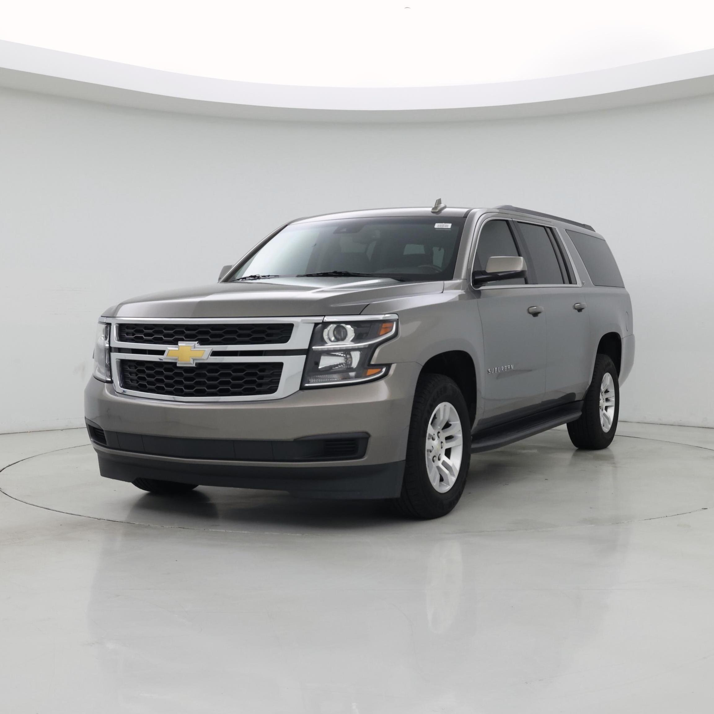 Thumbnail: 2019 Chevrolet Suburban - 4
