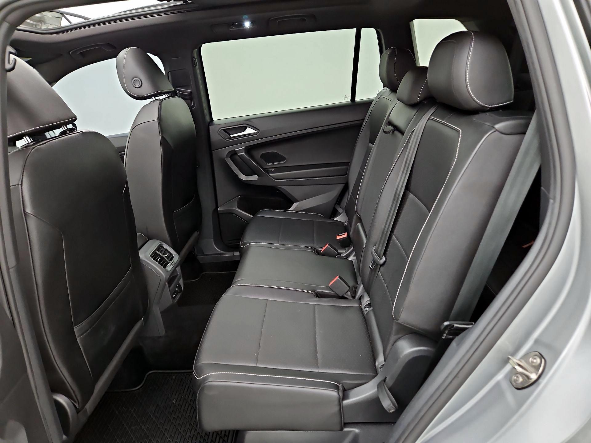 Thumbnail: 2021 Volkswagen Tiguan - 20
