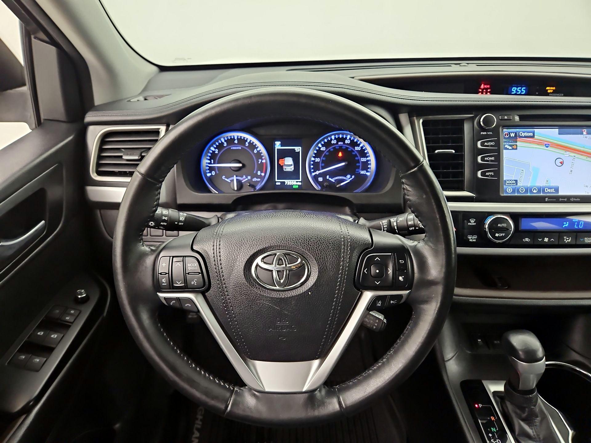Thumbnail: 2018 Toyota Highlander - 10