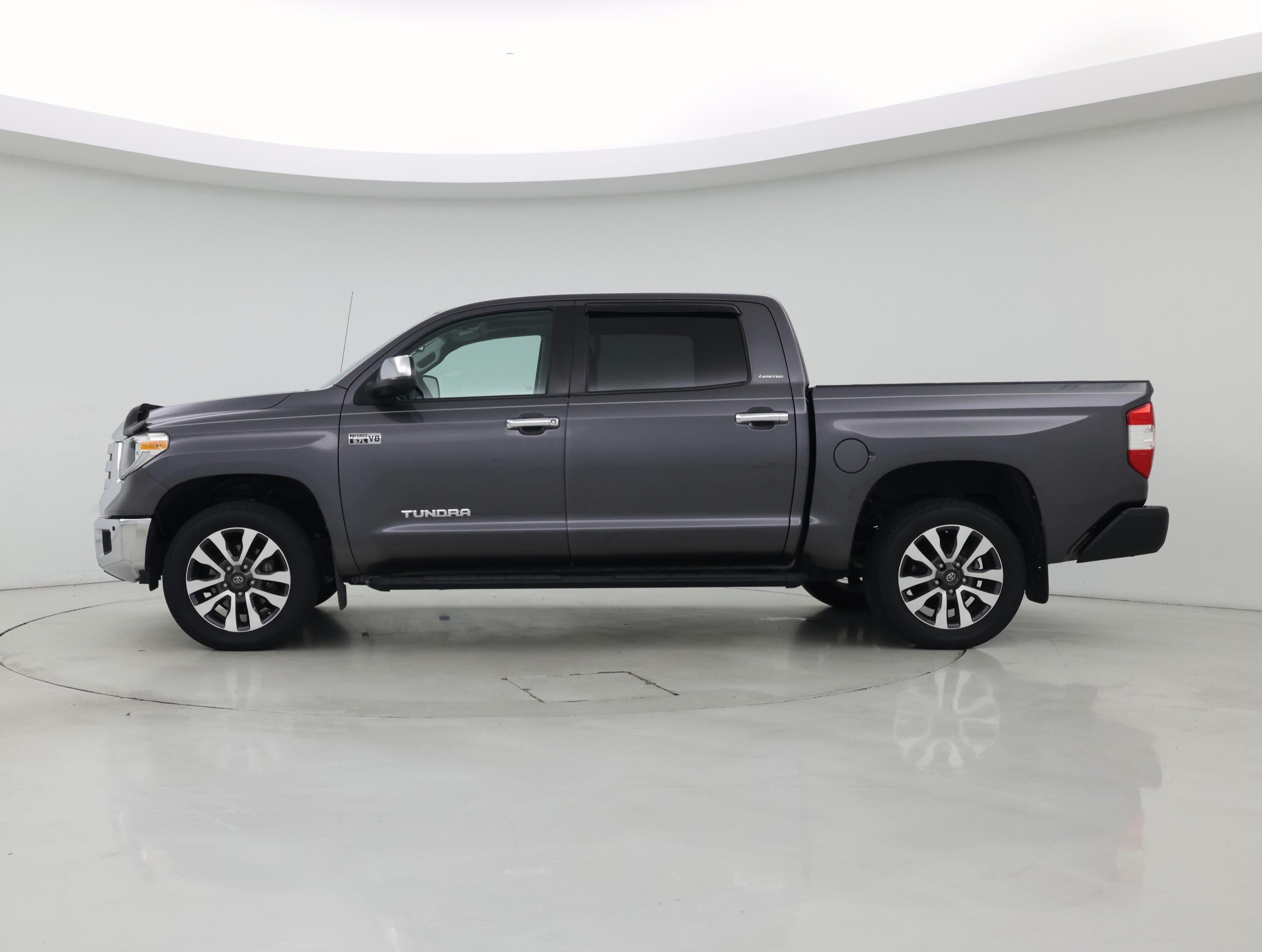 Thumbnail: 2018 Toyota Tundra - 3