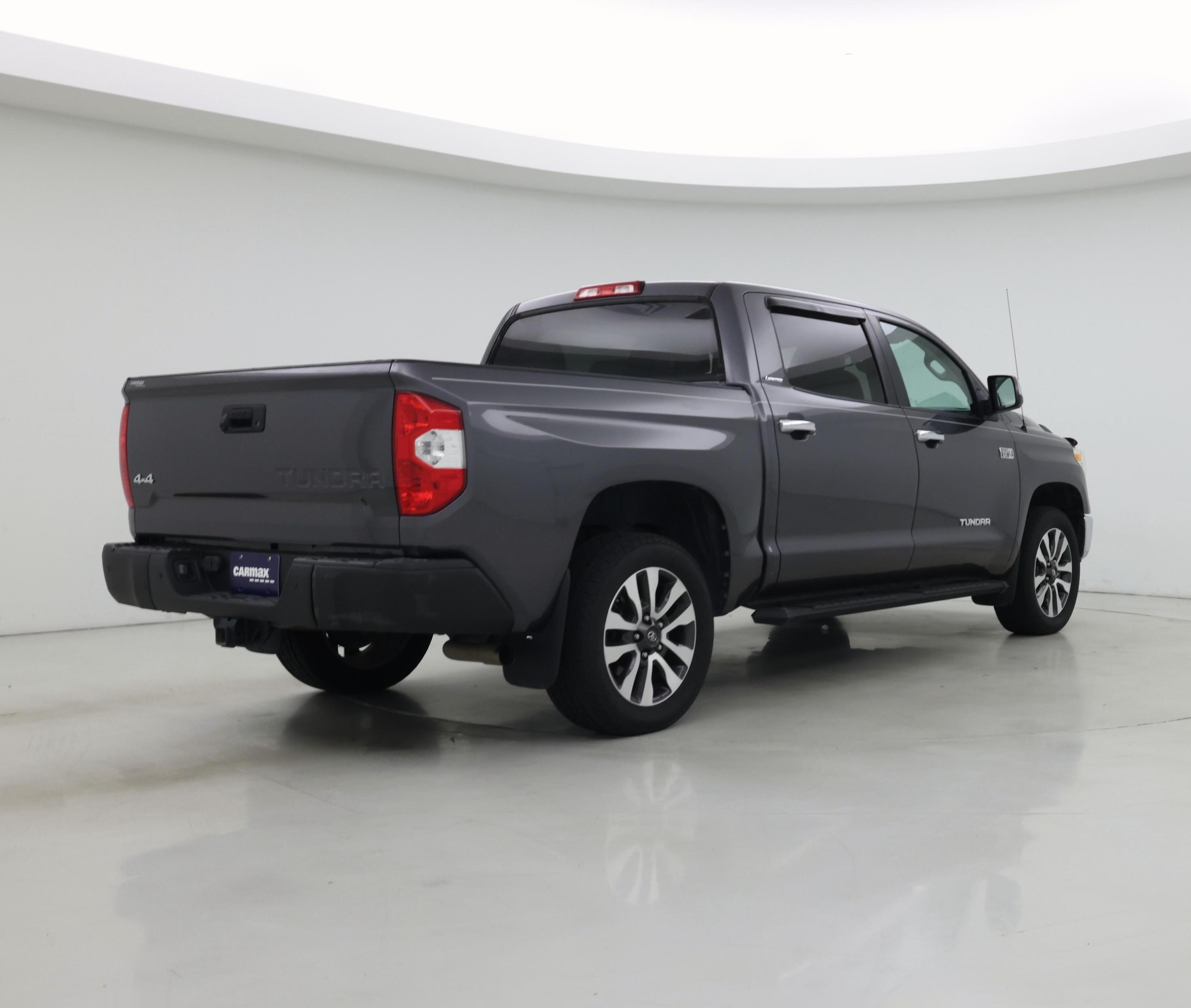 Thumbnail: 2018 Toyota Tundra - 8