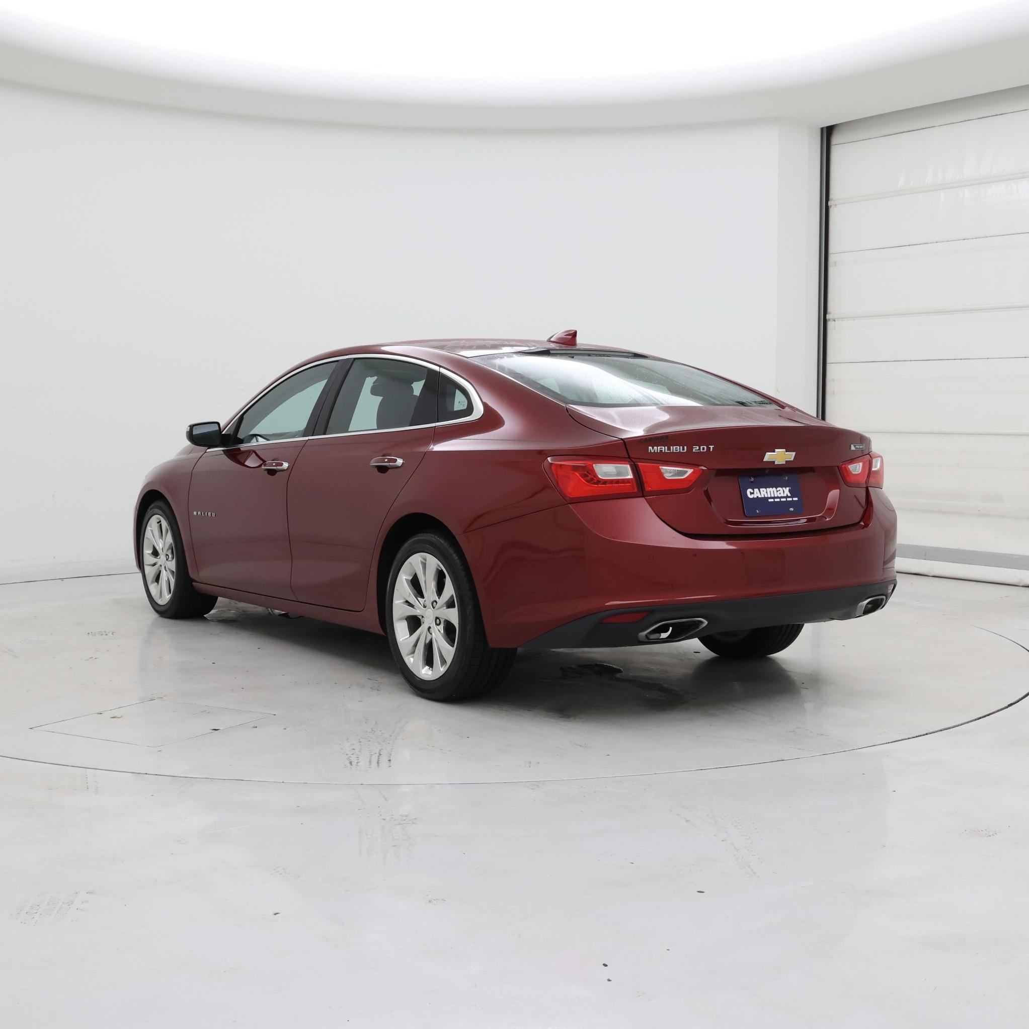 Thumbnail: 2017 Chevrolet Malibu - 2