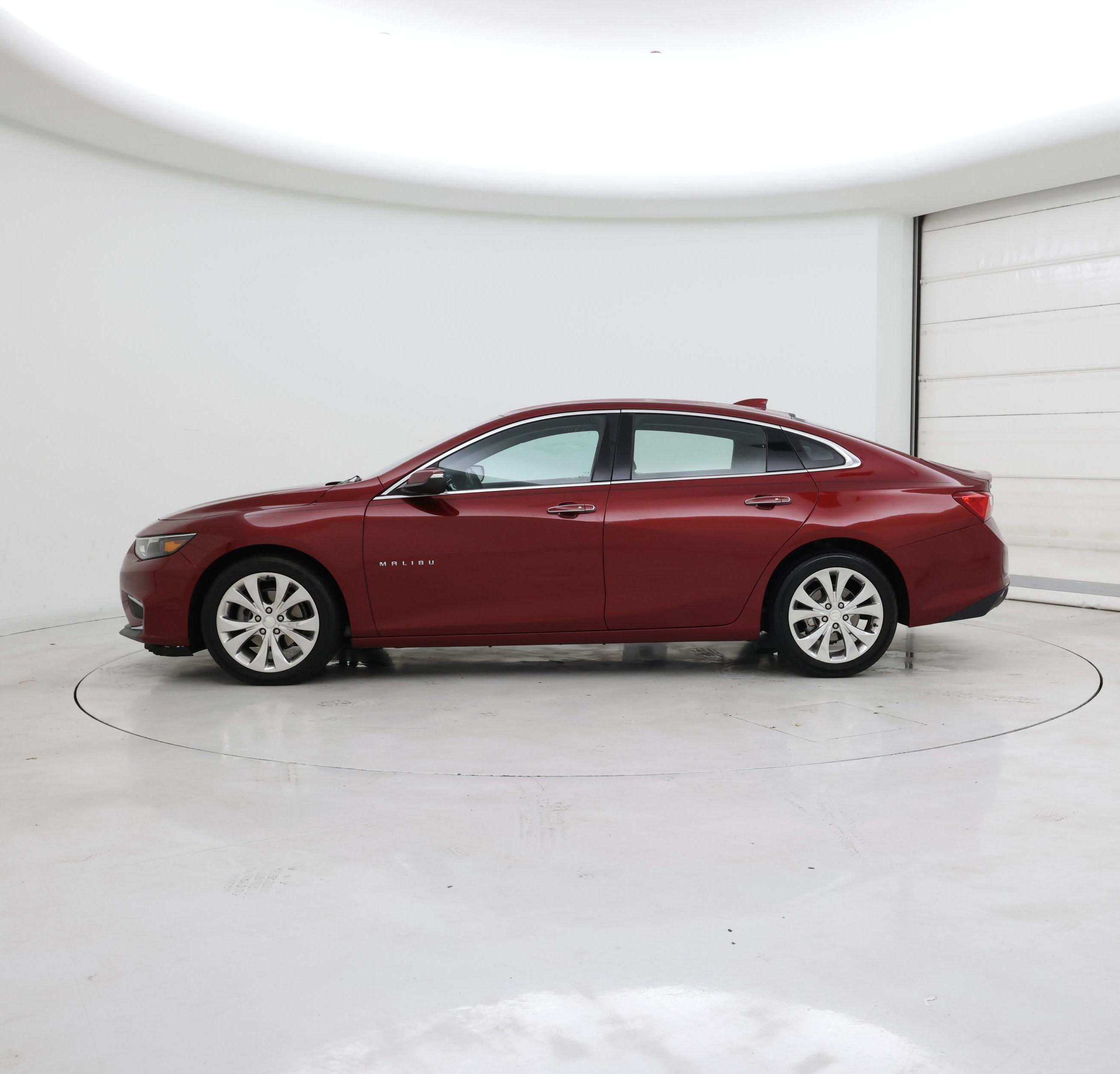 Thumbnail: 2017 Chevrolet Malibu - 3