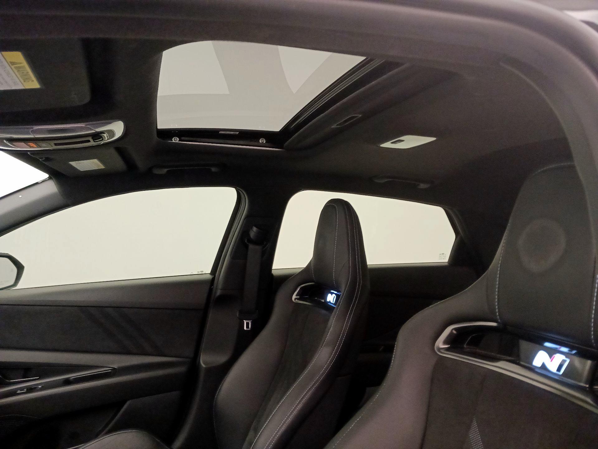 Thumbnail: 2023 Hyundai Elantra - 20
