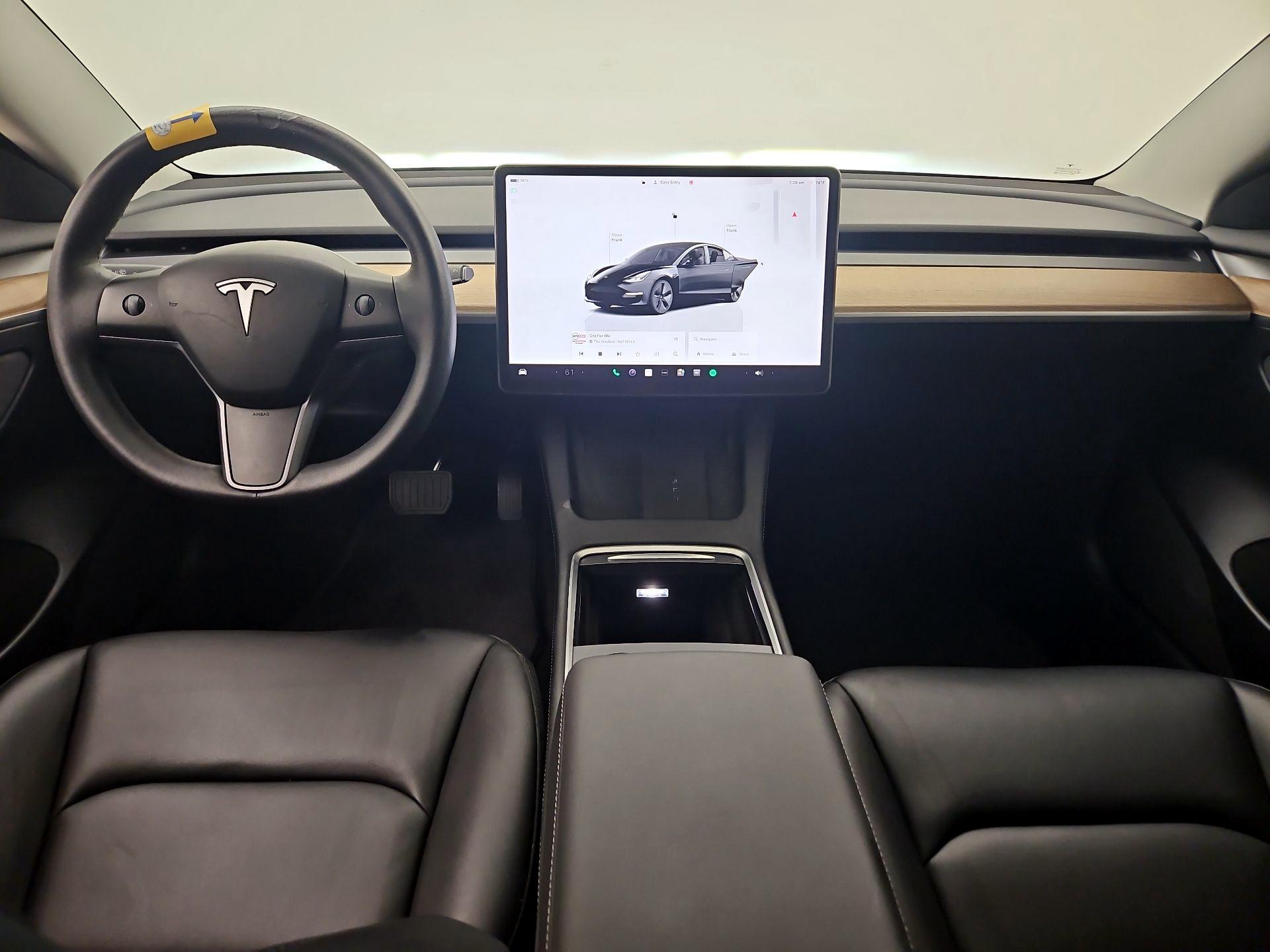 Thumbnail: 2022 Tesla Model 3 - 9