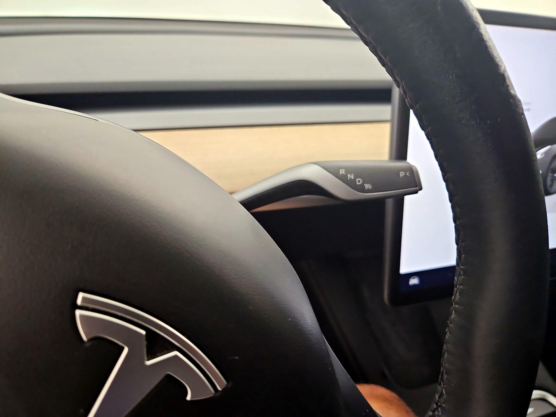 Thumbnail: 2022 Tesla Model 3 - 17