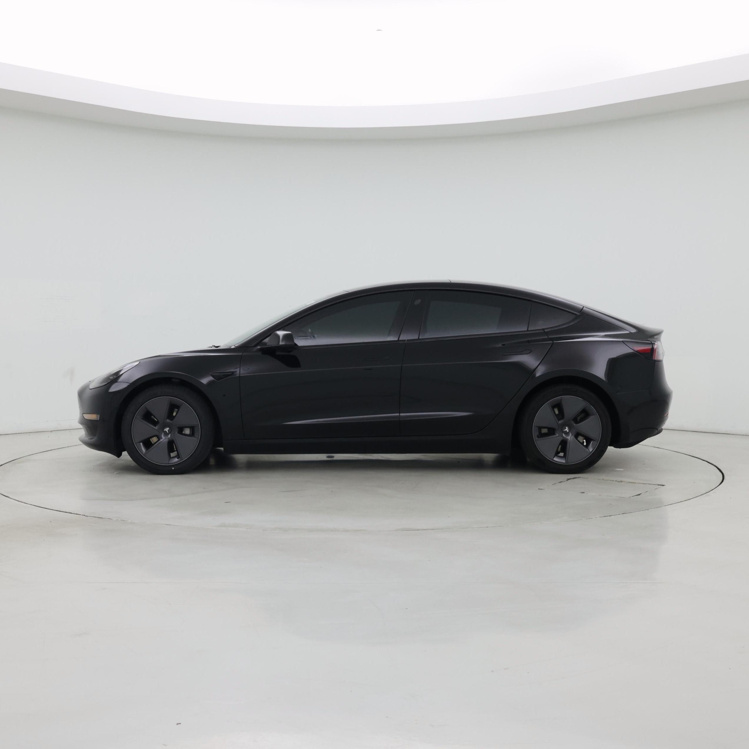 Thumbnail: 2022 Tesla Model 3 - 3
