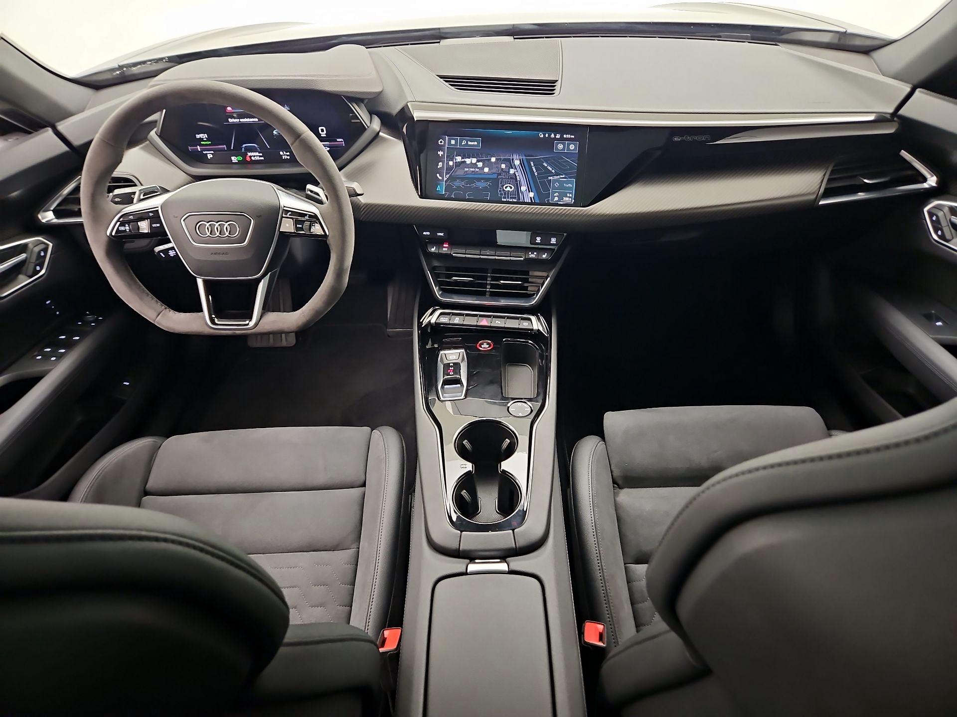 Thumbnail: 2022 Audi e-tron GT - 9