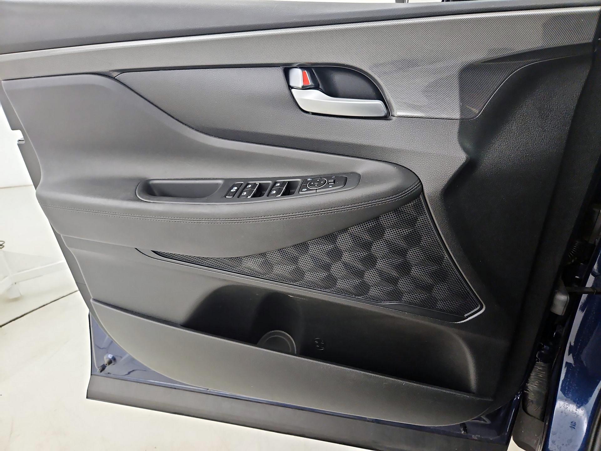 Thumbnail: 2022 Hyundai Santa Fe - 12