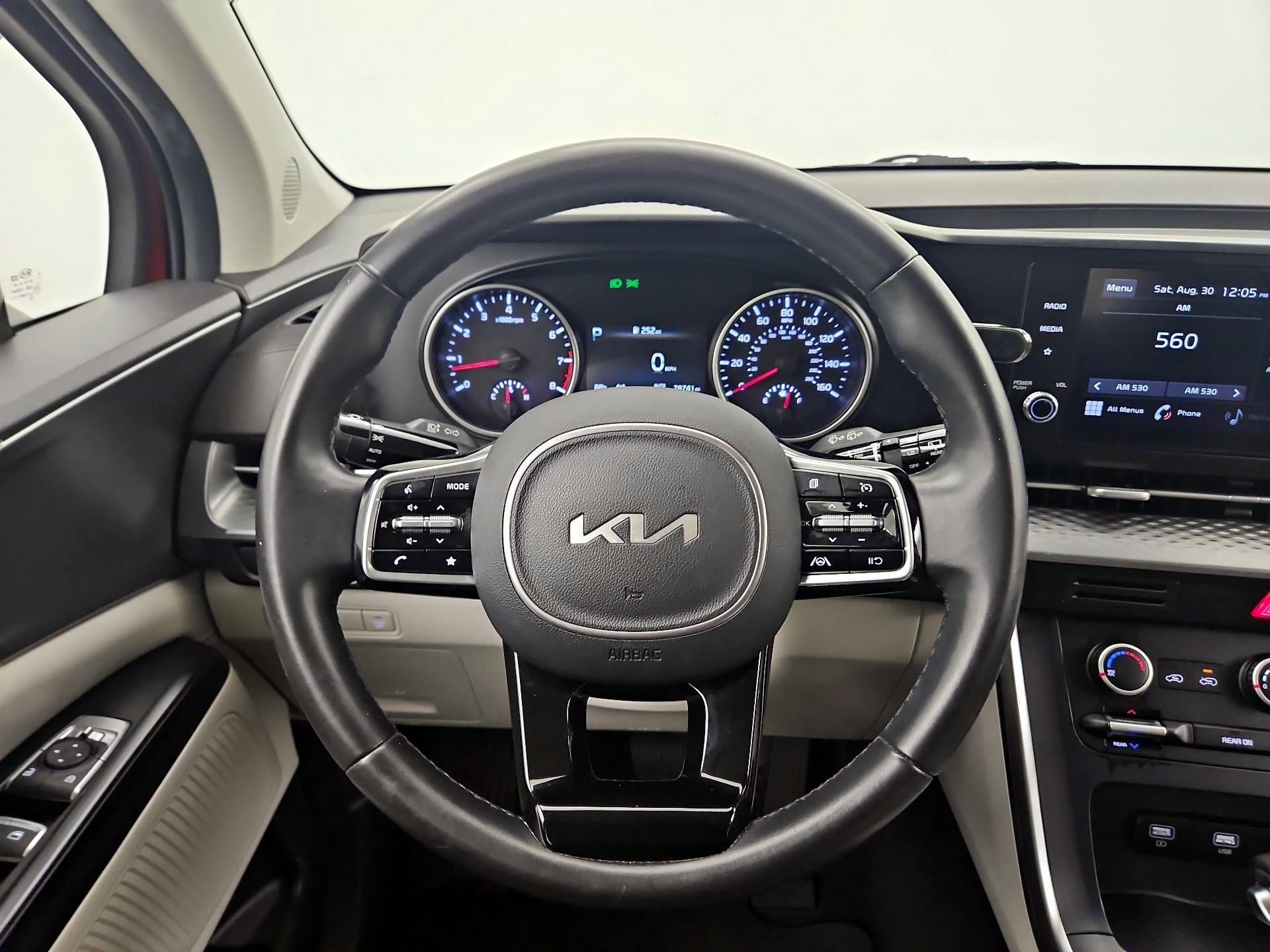Thumbnail: 2022 Kia Carnival - 10