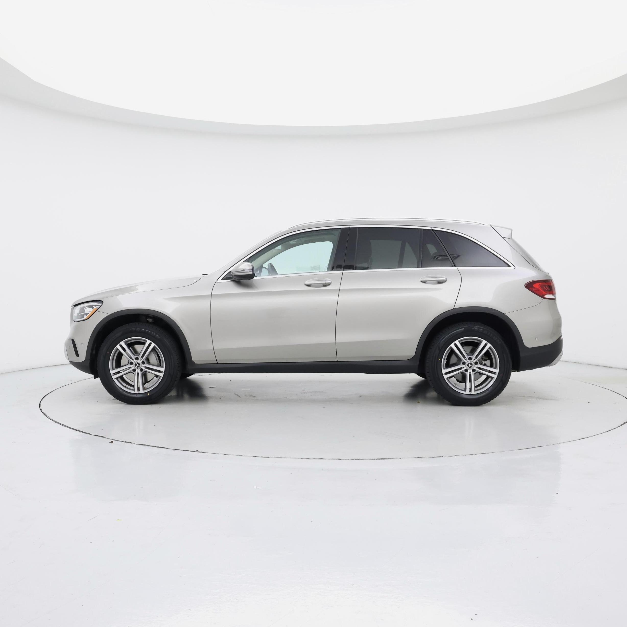 Thumbnail: 2022 Mercedes-Benz GLC - 3