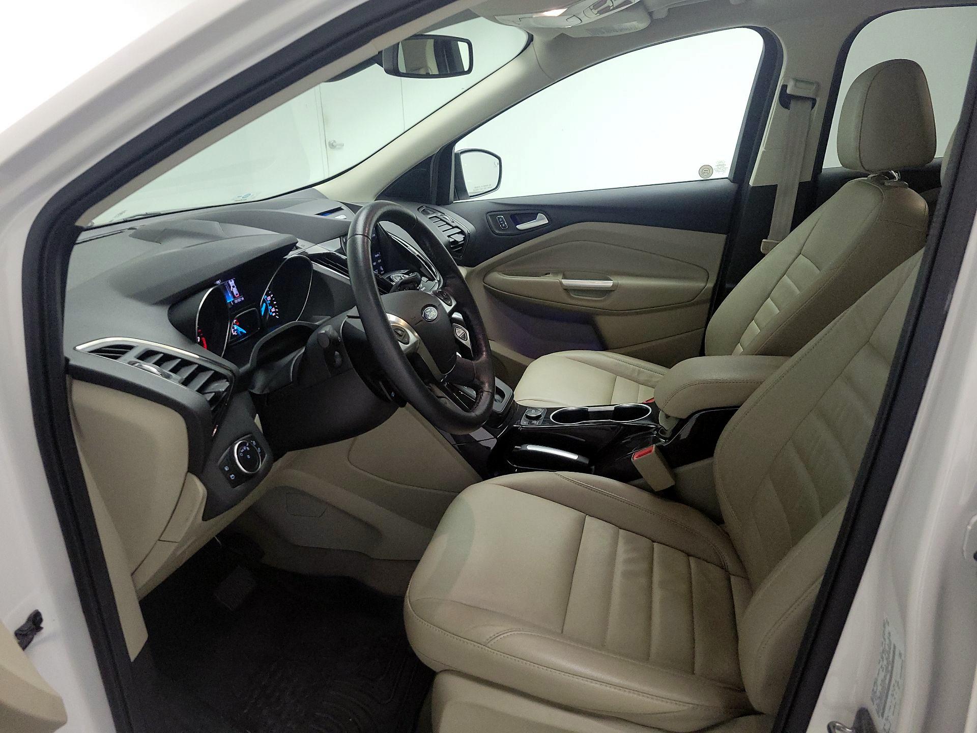Thumbnail: 2016 Ford Escape - 11
