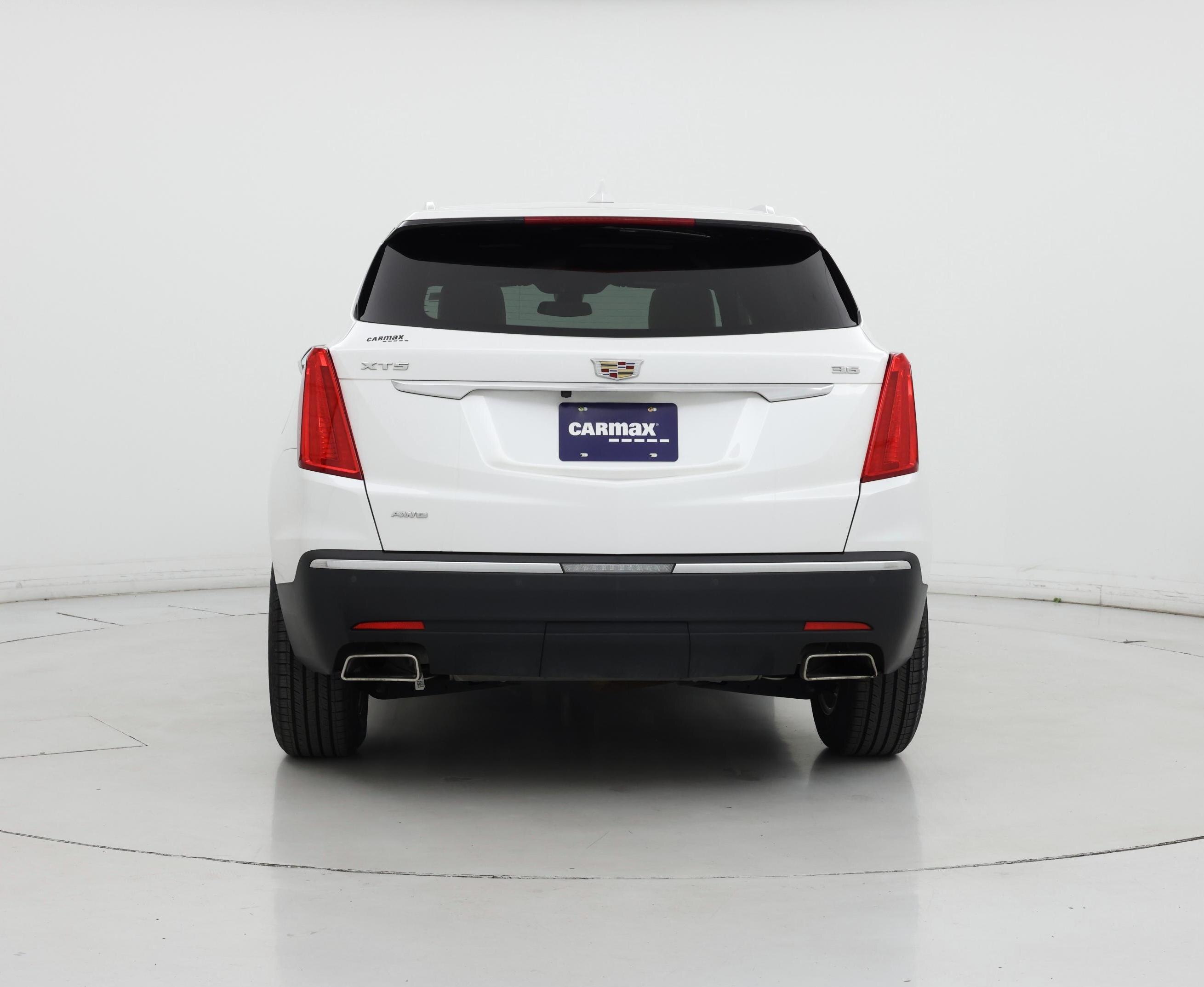 Thumbnail: 2019 Cadillac XT5 - 6