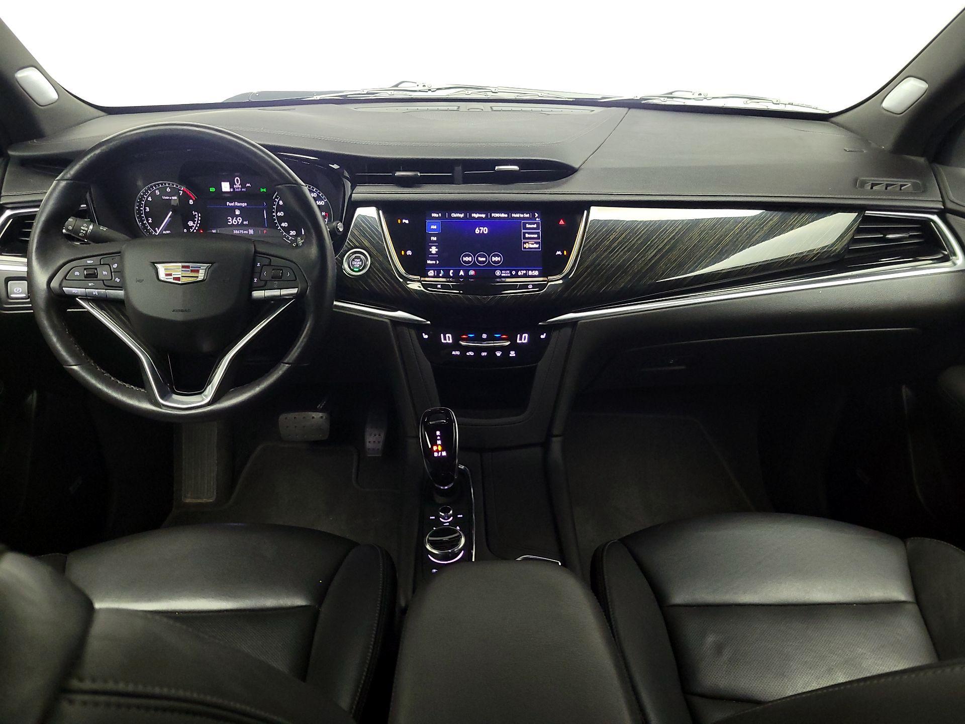 Thumbnail: 2022 Cadillac XT6 - 9