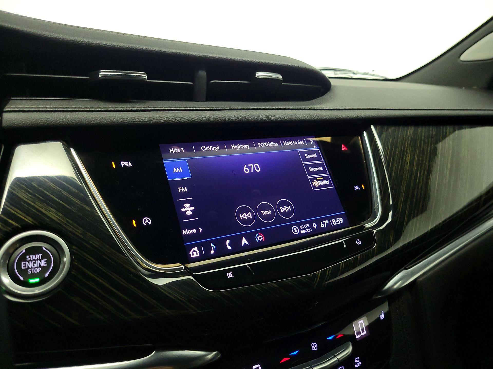 Thumbnail: 2022 Cadillac XT6 - 16