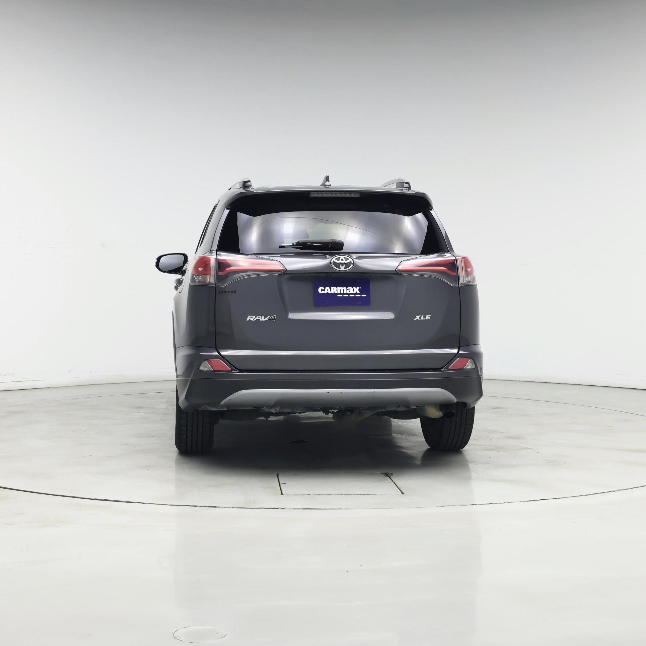 Thumbnail: 2018 Toyota RAV4 - 6