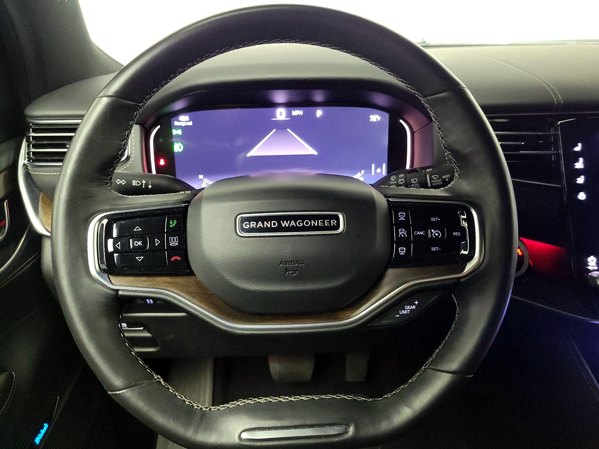 Thumbnail: 2022 Jeep Grand Wagoneer - 10