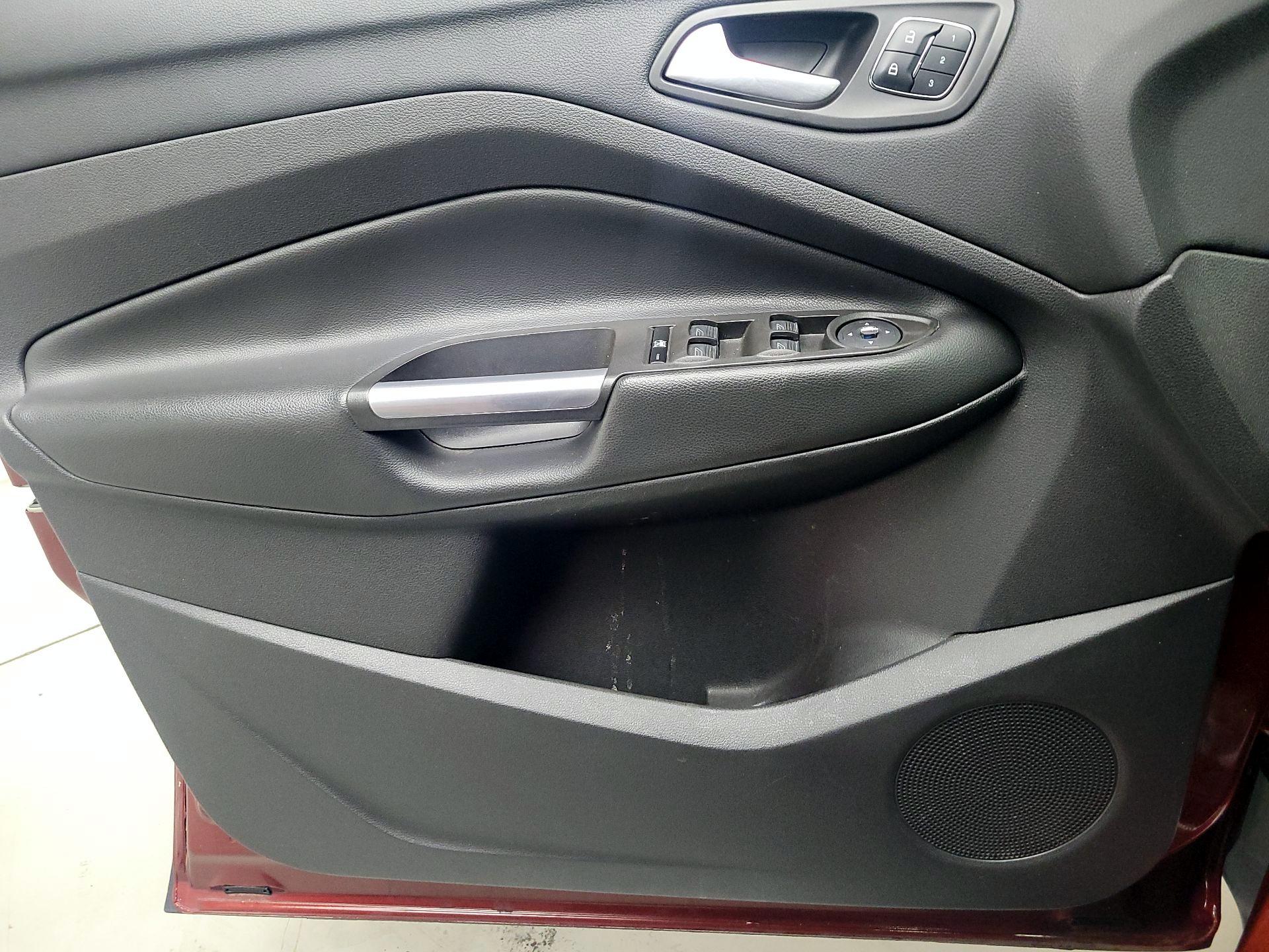Thumbnail: 2014 Ford Escape - 12