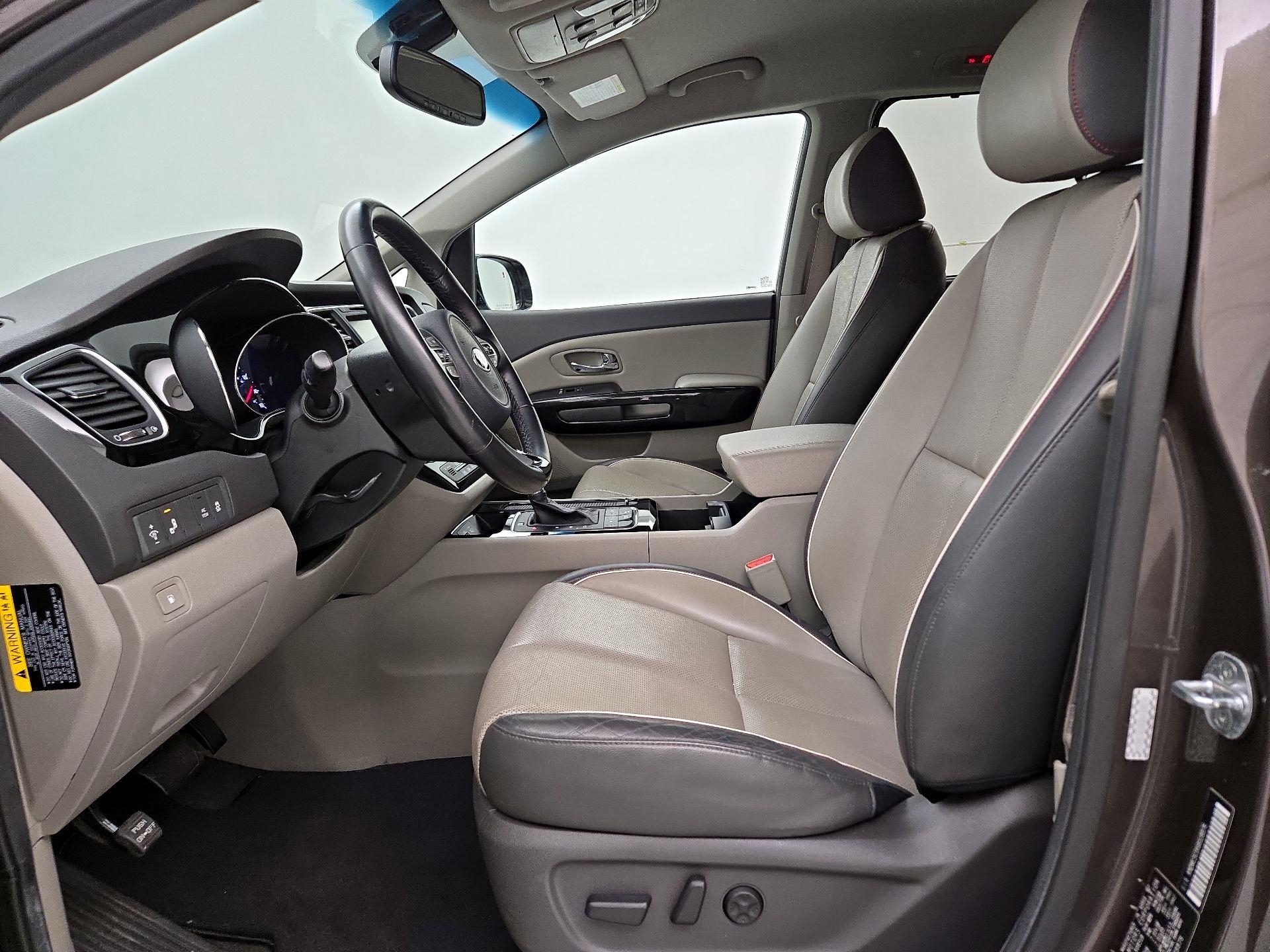 Thumbnail: 2016 Kia Sedona - 11